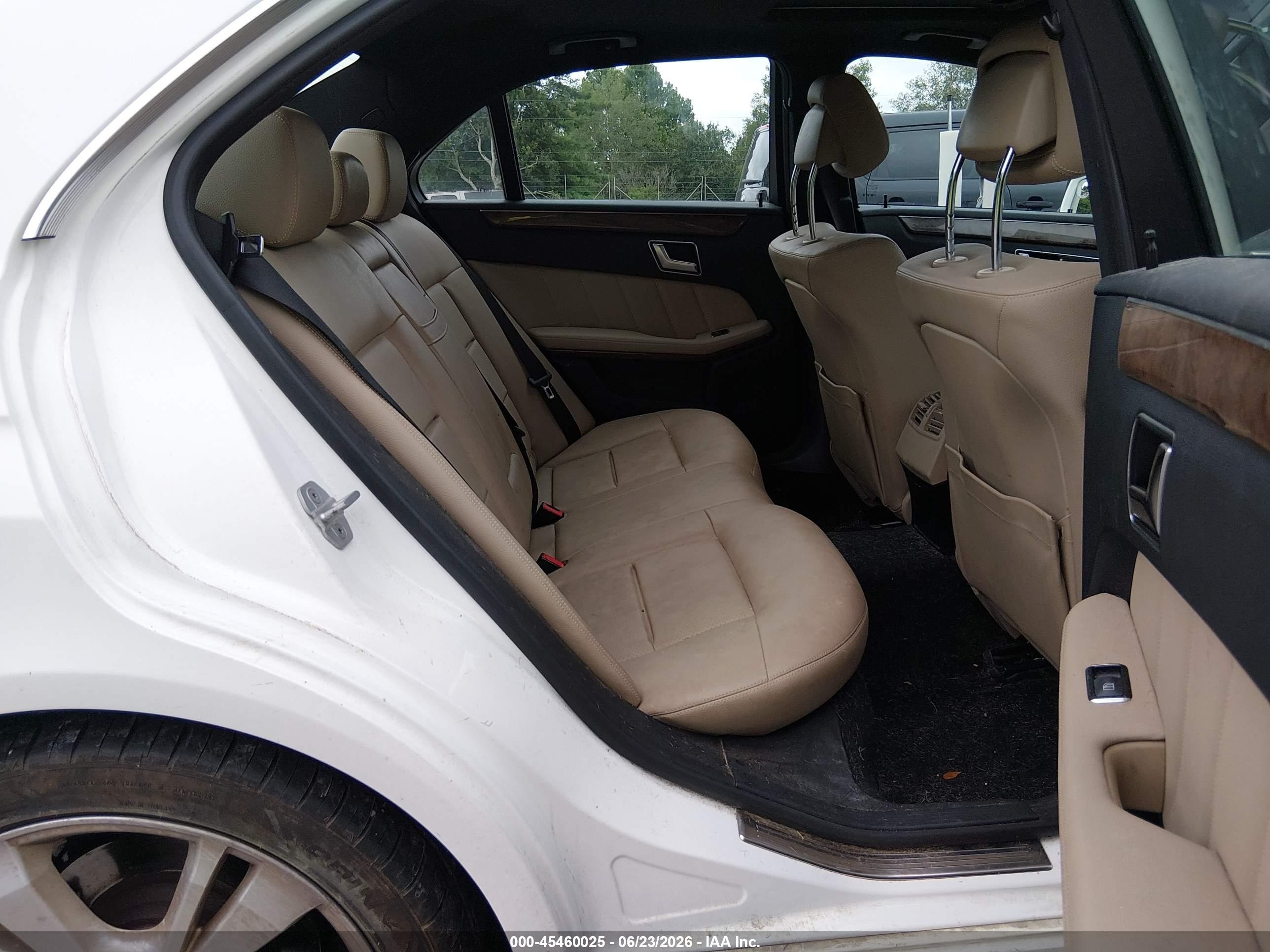 2013 Mercedes-benz E 350   Белый vin: WDDHF5KBXDA690424