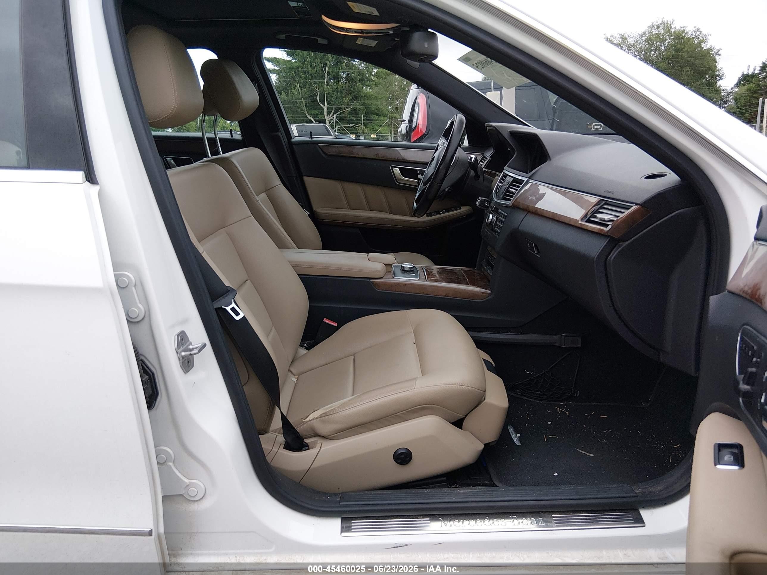 2013 Mercedes-benz E 350   Белый vin: WDDHF5KBXDA690424