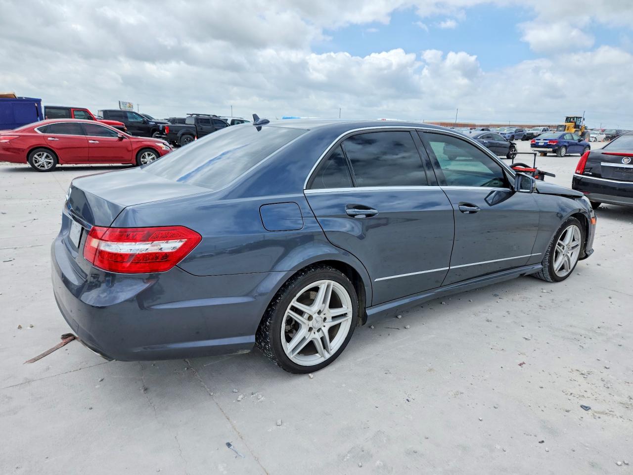 2013 Mercedes-benz E 350 Gray vin: WDDHF5KBXDA705214