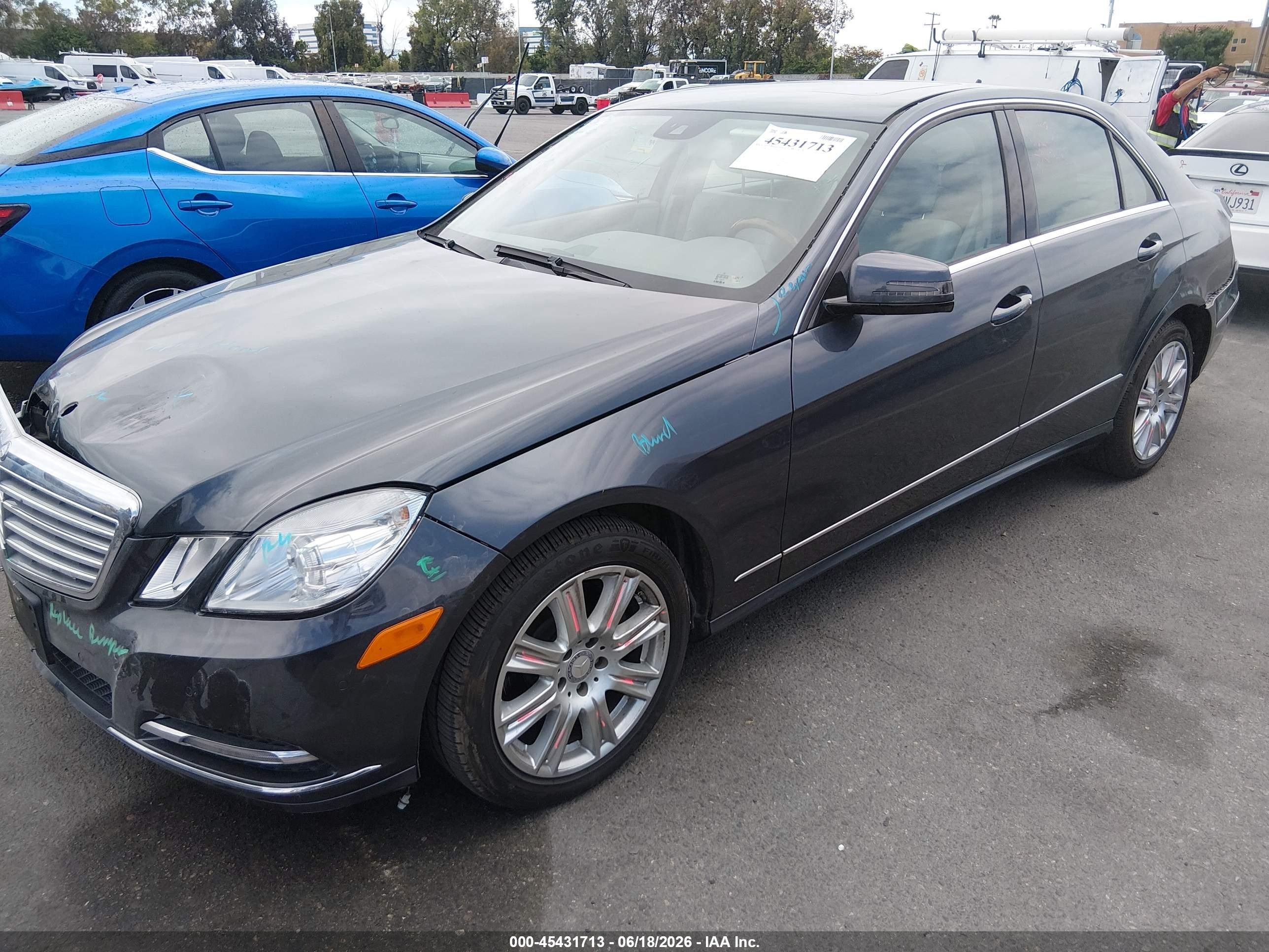 2013 Mercedes-benz E 350   Gray vin: WDDHF5KBXDA722675