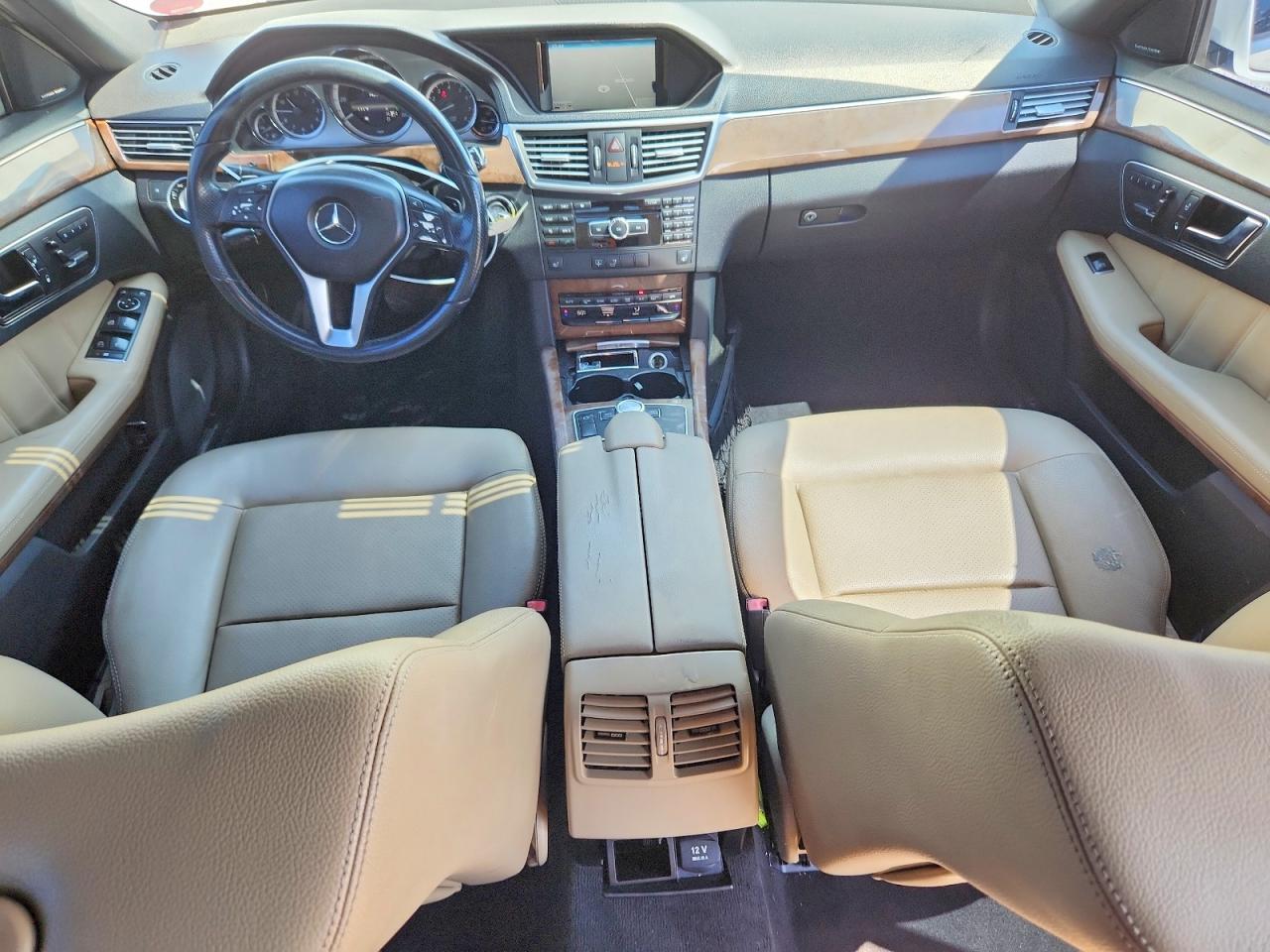 2013 Mercedes-benz E 350 White vin: WDDHF5KBXDA741324