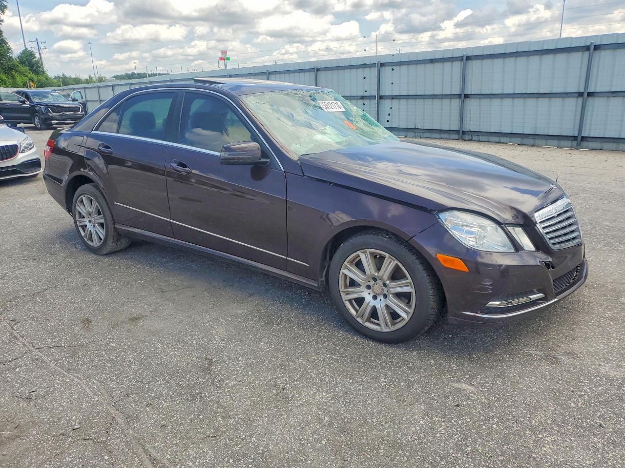 2013 Mercedes-benz E 350 Brown vin: WDDHF5KBXDA751979