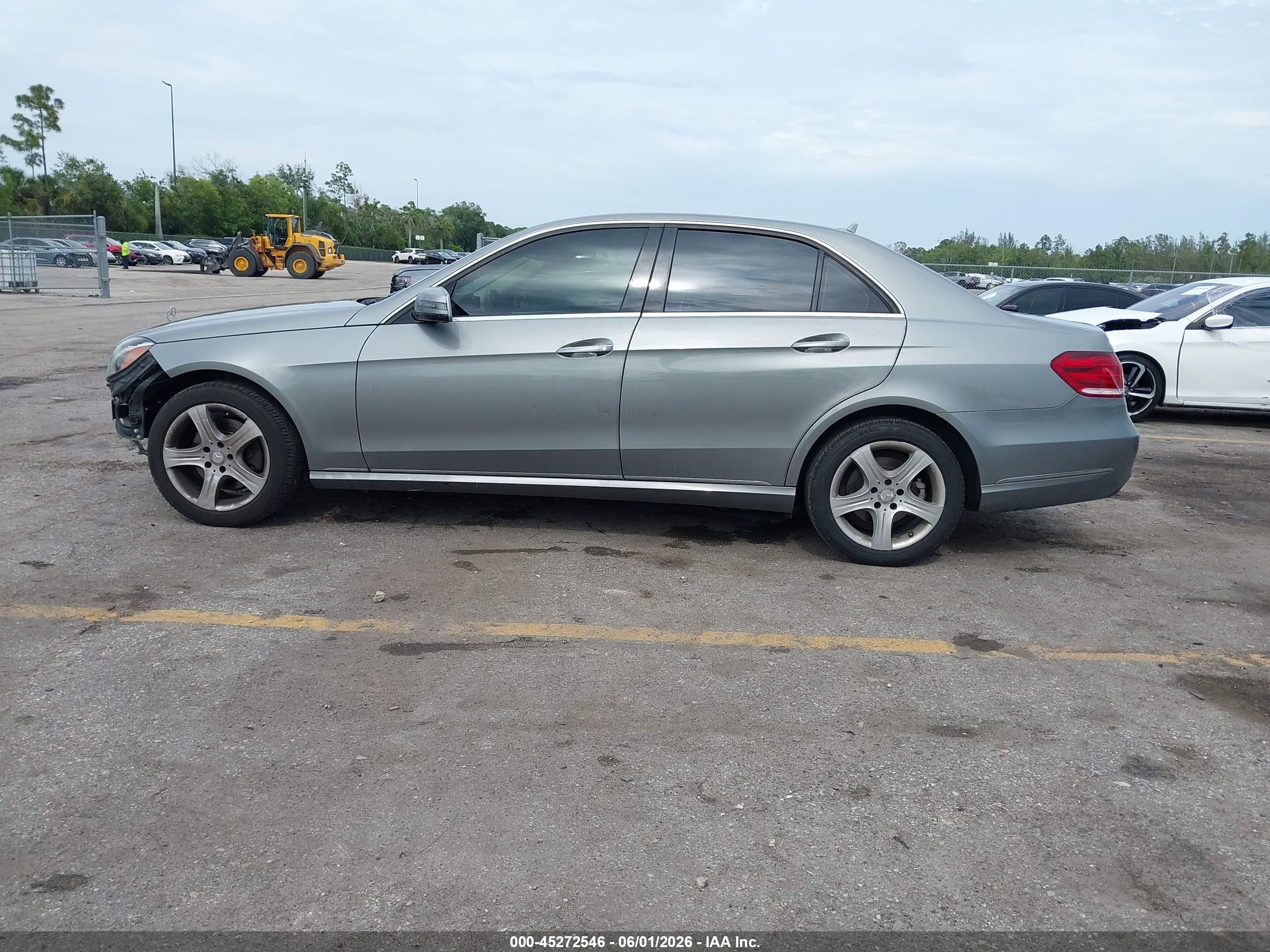 2014 Mercedes-benz E 350   Серый vin: WDDHF5KBXEA777645