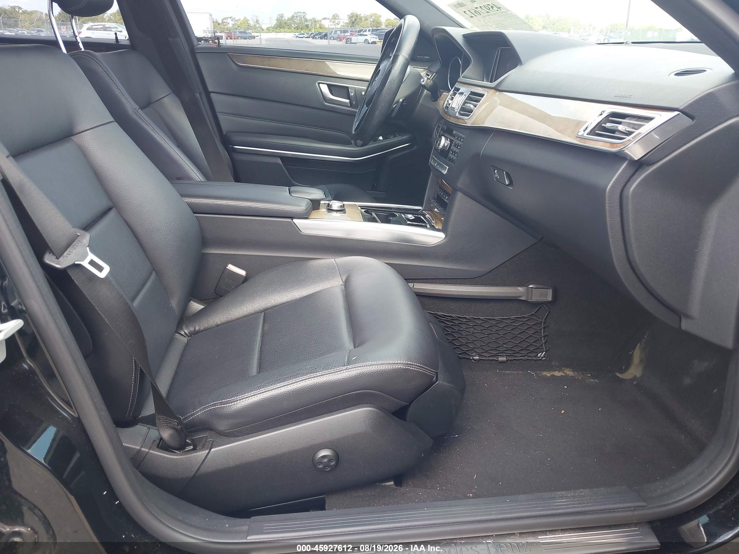 2014 Mercedes-benz E 350   Black vin: WDDHF5KBXEA805511