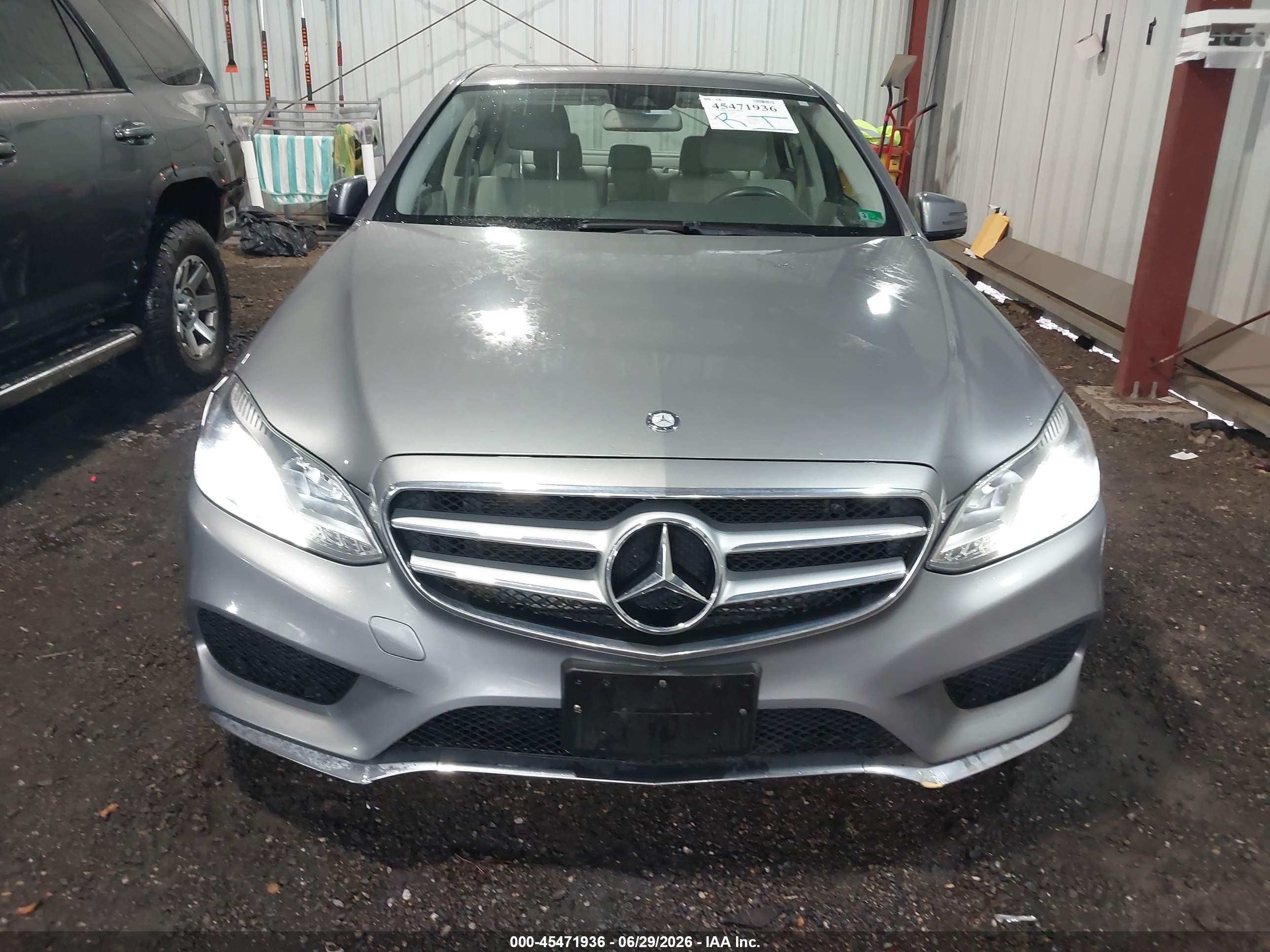 2014 Mercedes-benz E 350   Gray vin: WDDHF5KBXEA806870