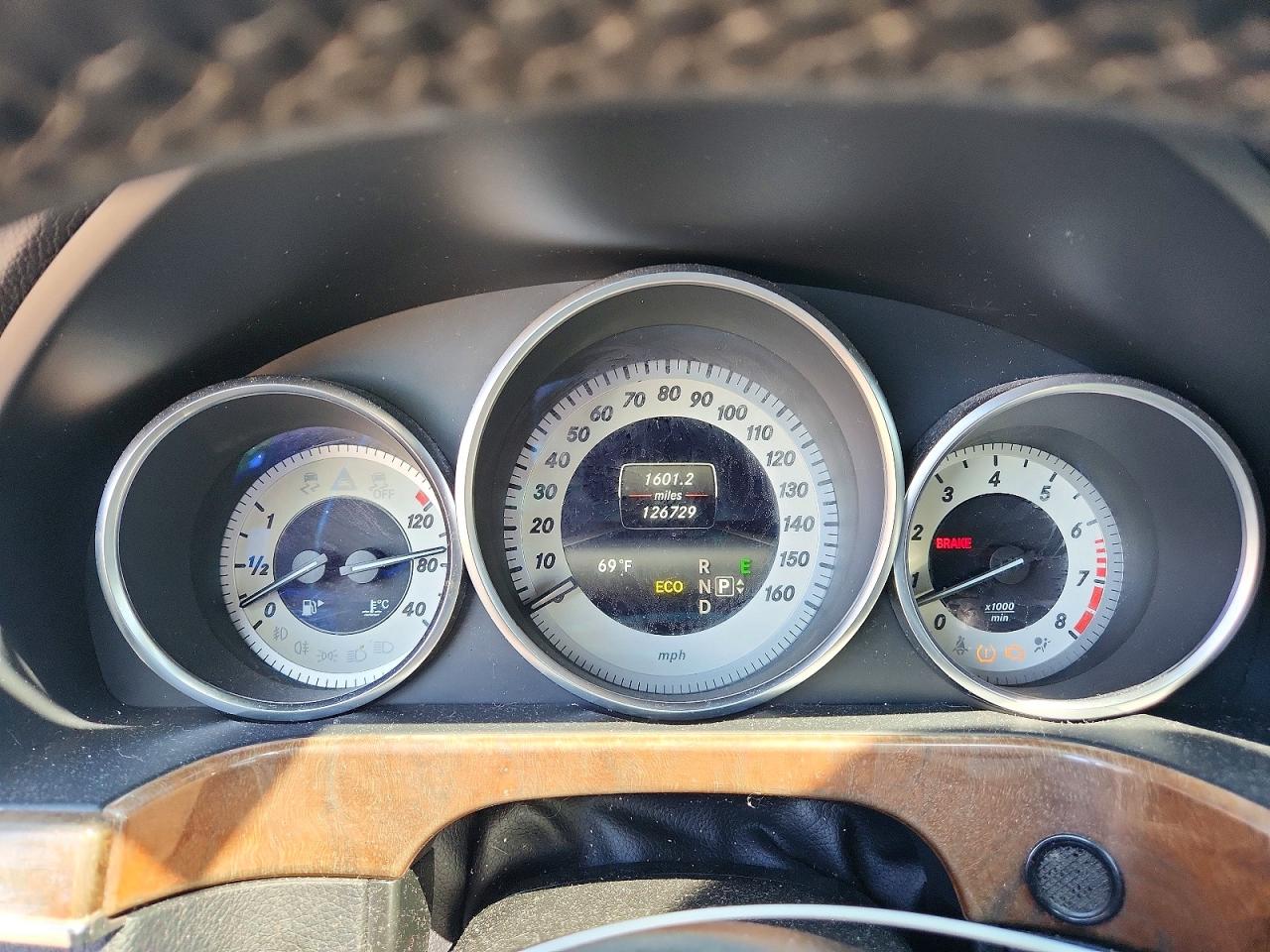 2014 Mercedes-benz E 350 Black vin: WDDHF5KBXEA840758