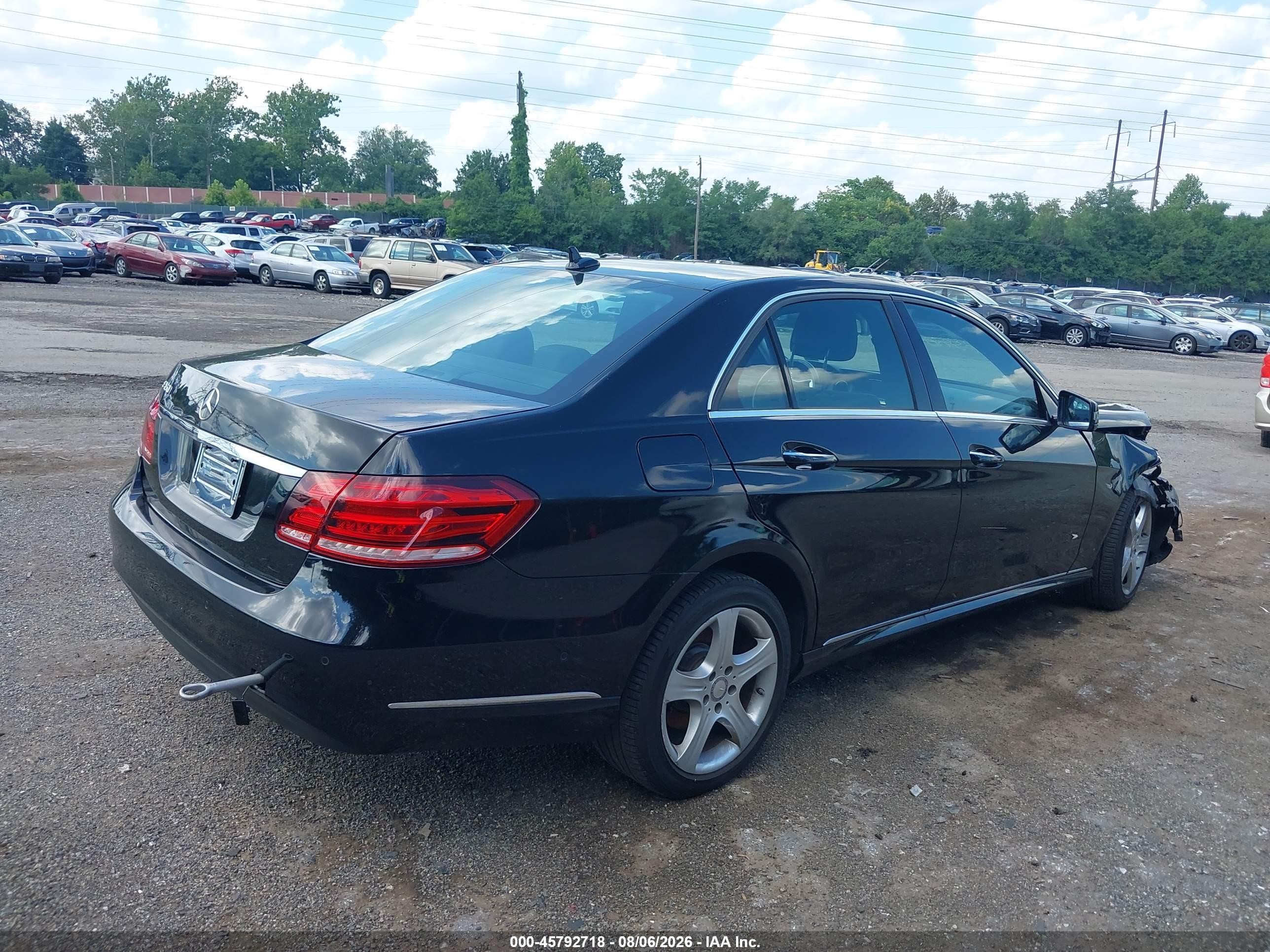 2014 Mercedes-benz E 350   Black vin: WDDHF5KBXEA850710