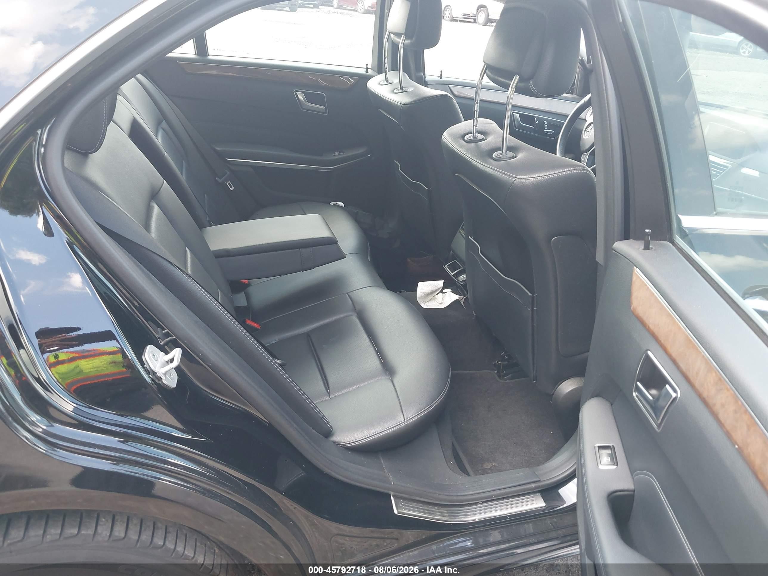 2014 Mercedes-benz E 350   Black vin: WDDHF5KBXEA850710