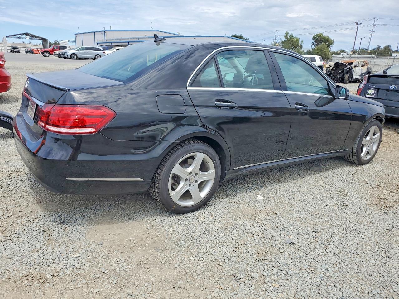 2014 Mercedes-benz E 350 Black vin: WDDHF5KBXEA875283