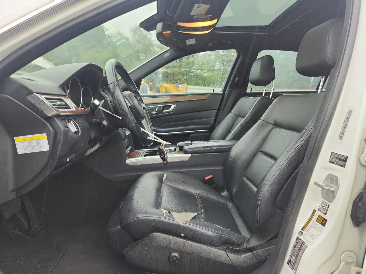 2014 Mercedes-benz E 350 White vin: WDDHF5KBXEA977554 Damage: Left Front Seat, Torn, > 12 Inches