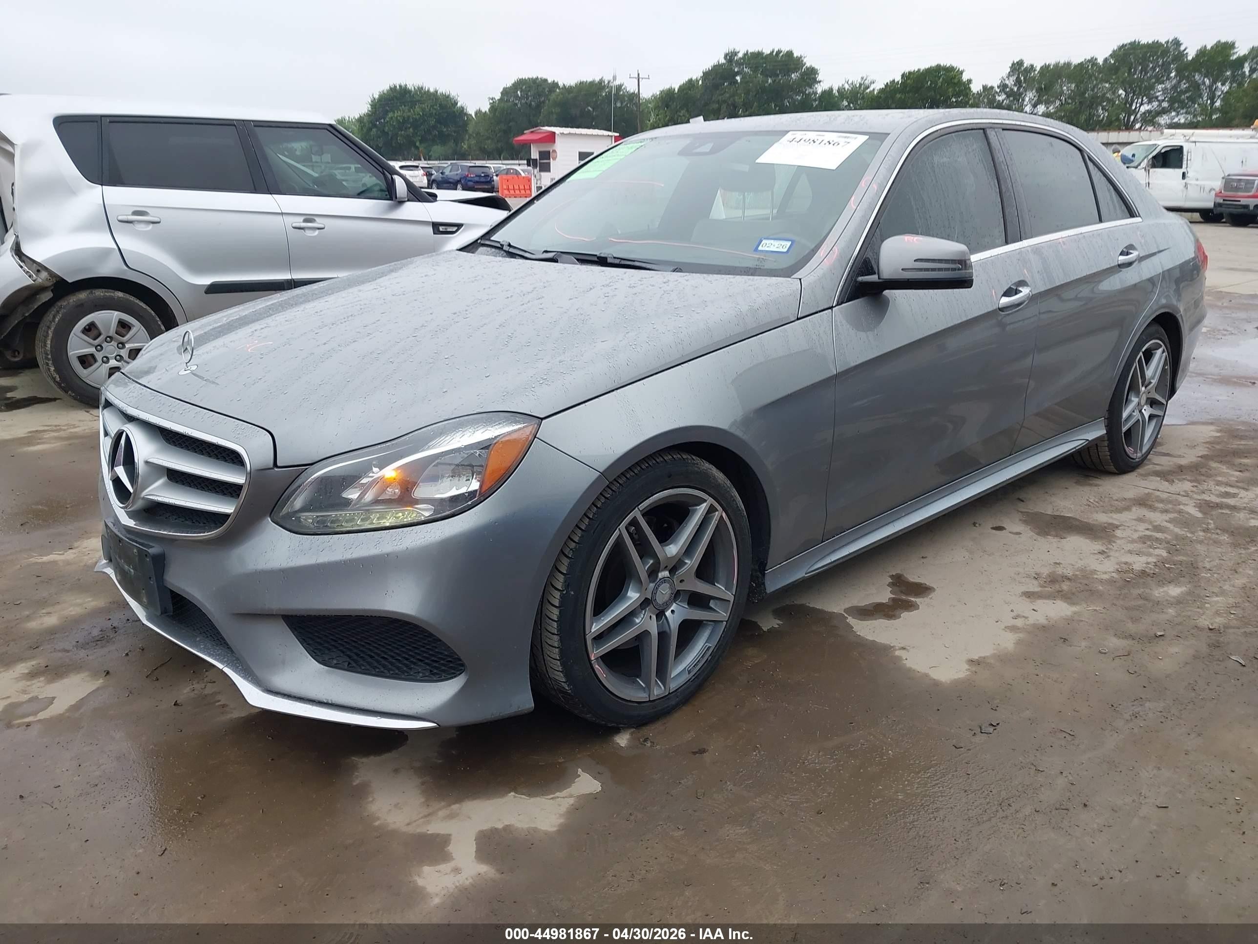 2014 Mercedes-benz E 350   Silver vin: WDDHF5KBXEB001137
