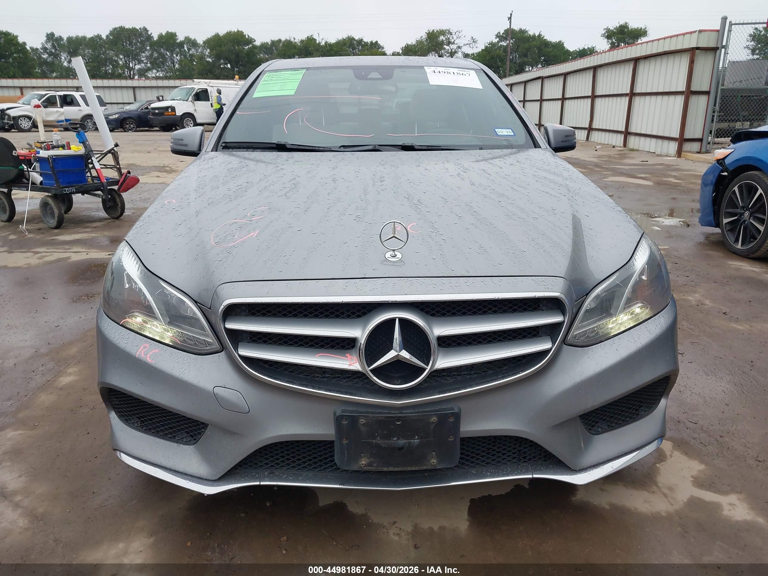 2014 Mercedes-benz E 350   Silver vin: WDDHF5KBXEB001137