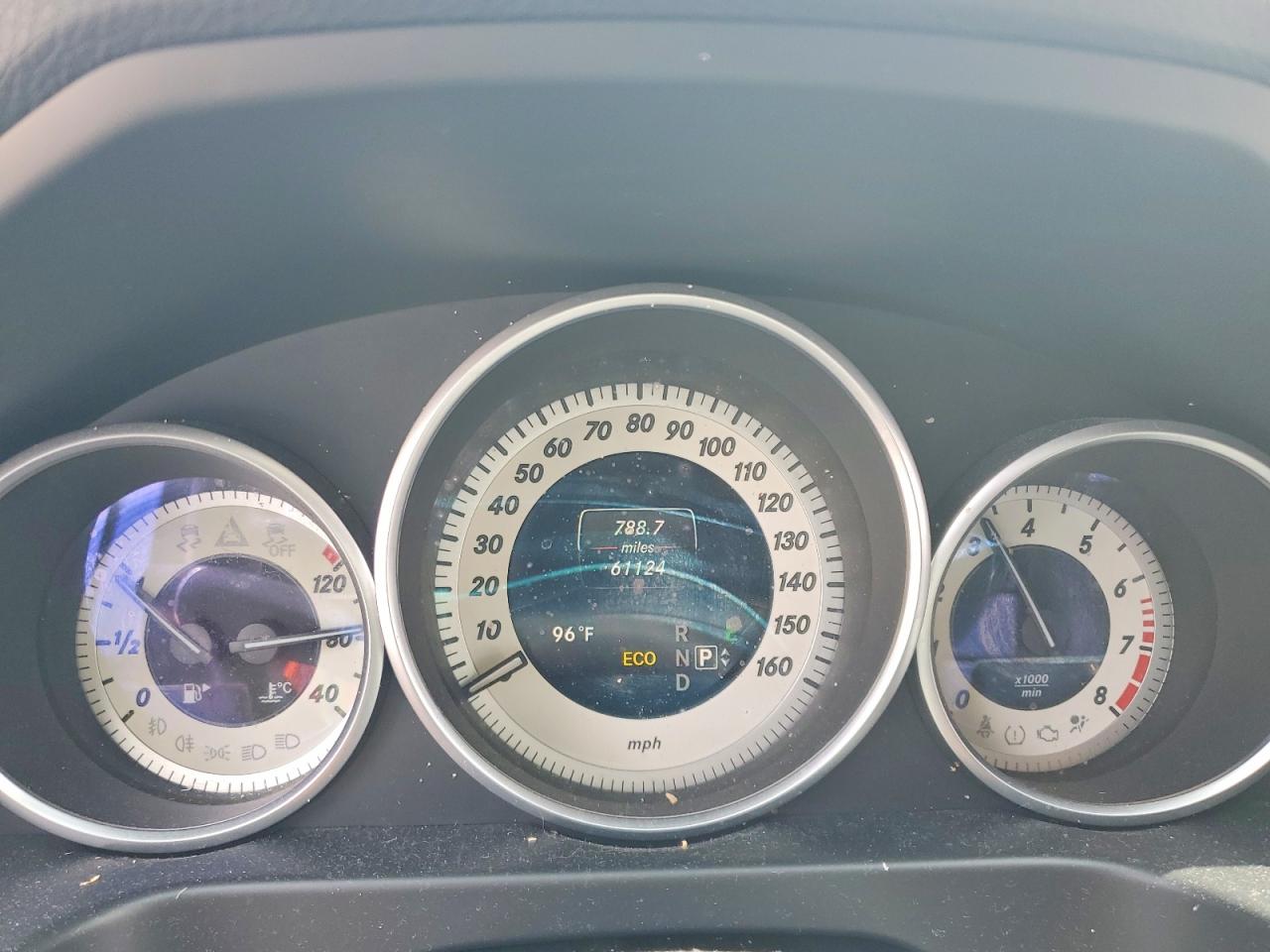 2014 Mercedes-benz E 350 Серебряный vin: WDDHF5KBXEB012879