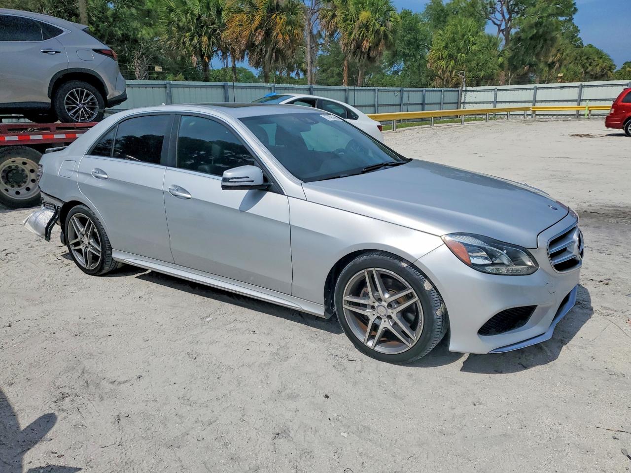 2014 Mercedes-benz E 350 Серебряный vin: WDDHF5KBXEB012879