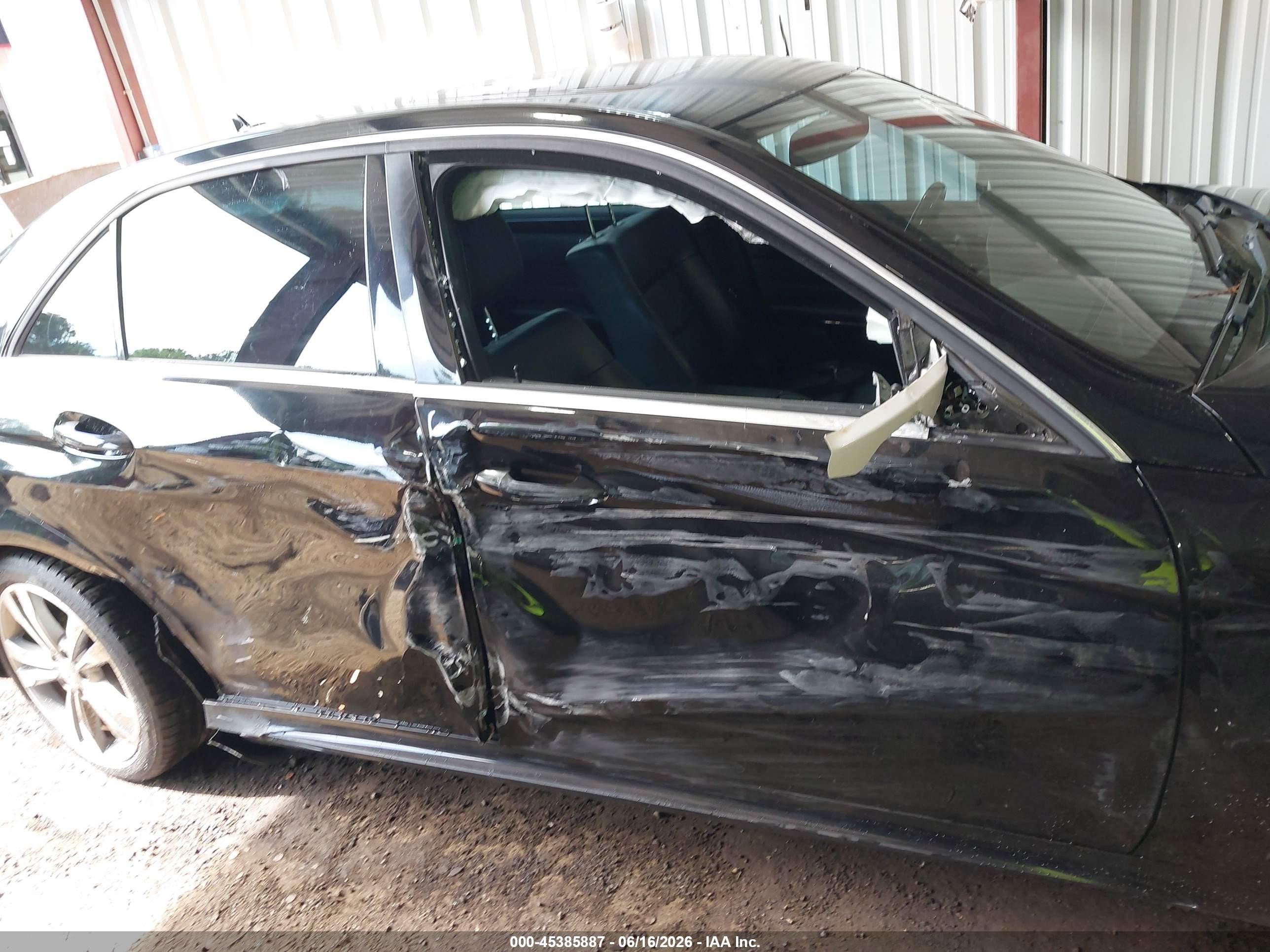 2014 Mercedes-benz E 350 Черный vin: WDDHF5KBXEB049527
