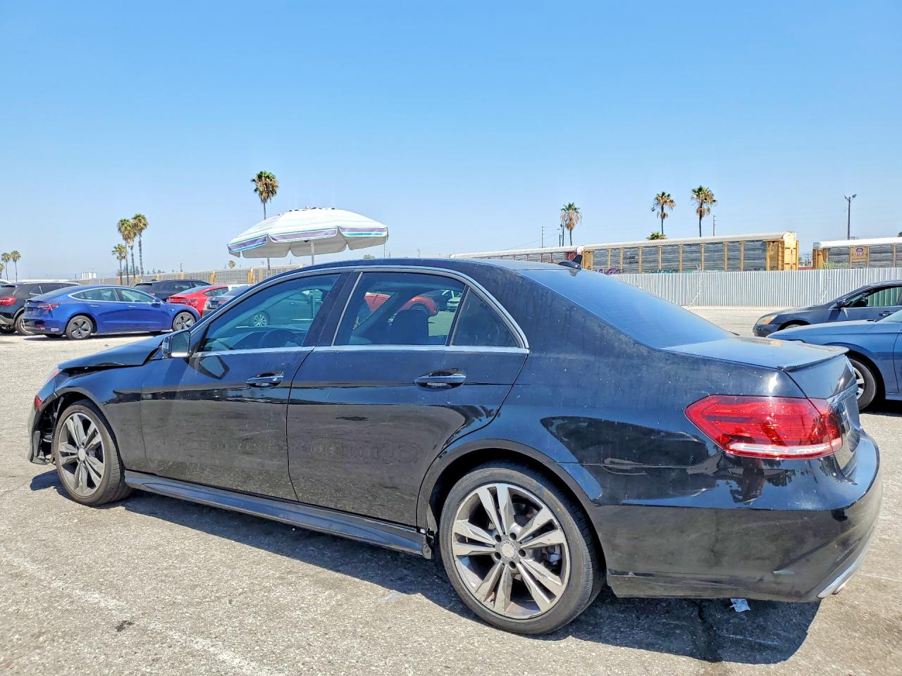 2014 Mercedes-benz E 350 Black vin: WDDHF5KBXEB070782