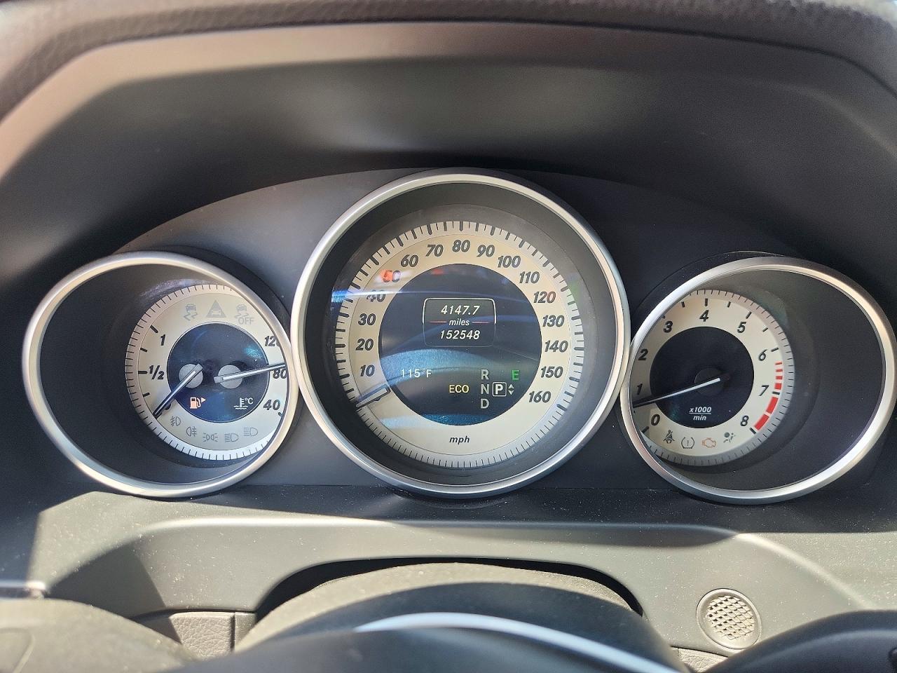2014 Mercedes-benz E 350 Blue vin: WDDHF5KBXEB073682