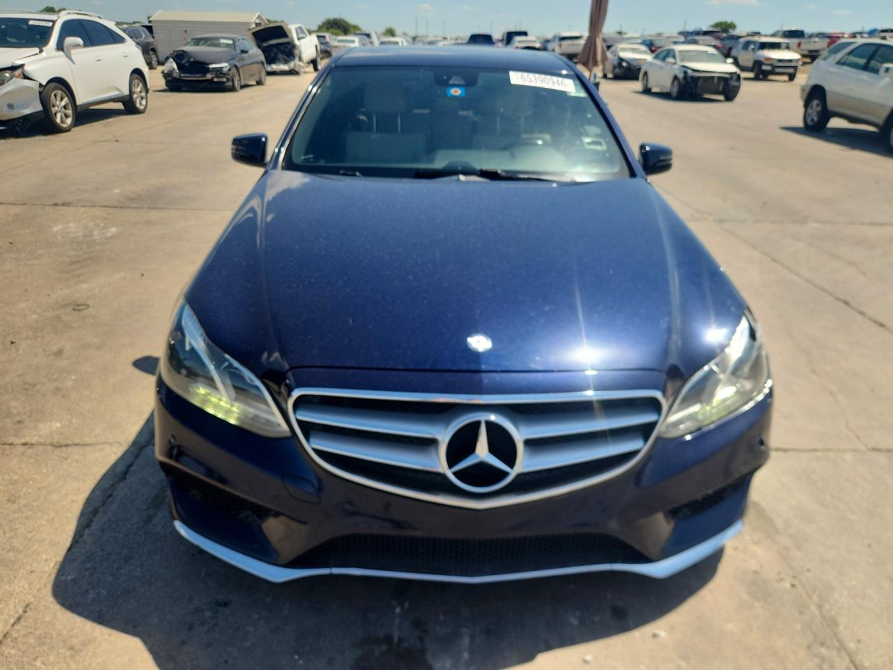 2014 Mercedes-benz E 350 Blue vin: WDDHF5KBXEB073682