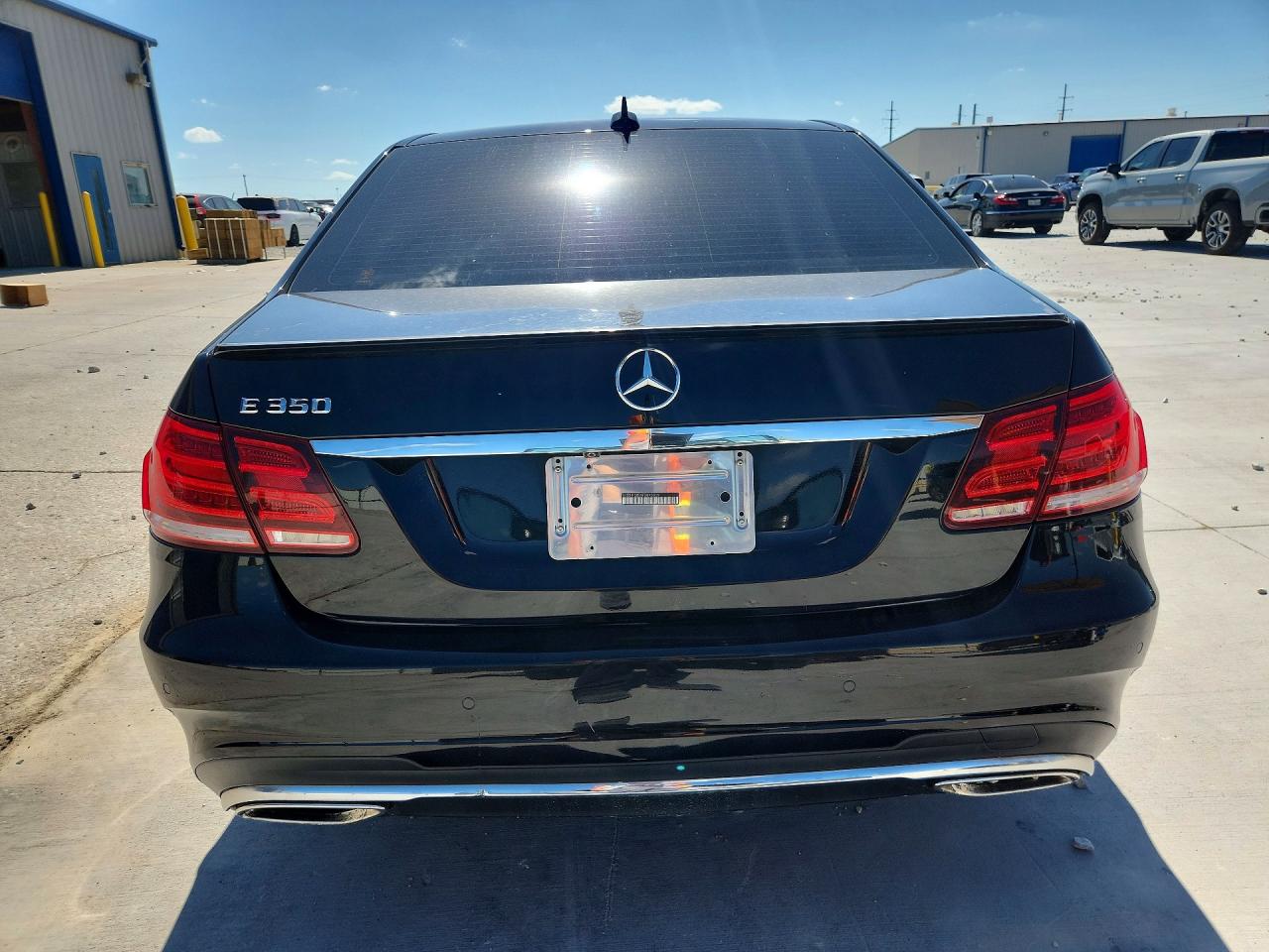2015 Mercedes-benz E 350 Черный vin: WDDHF5KBXFB098809