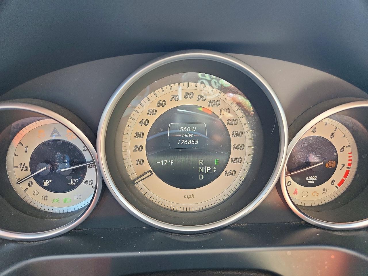 2015 Mercedes-benz E 350 Черный vin: WDDHF5KBXFB098809