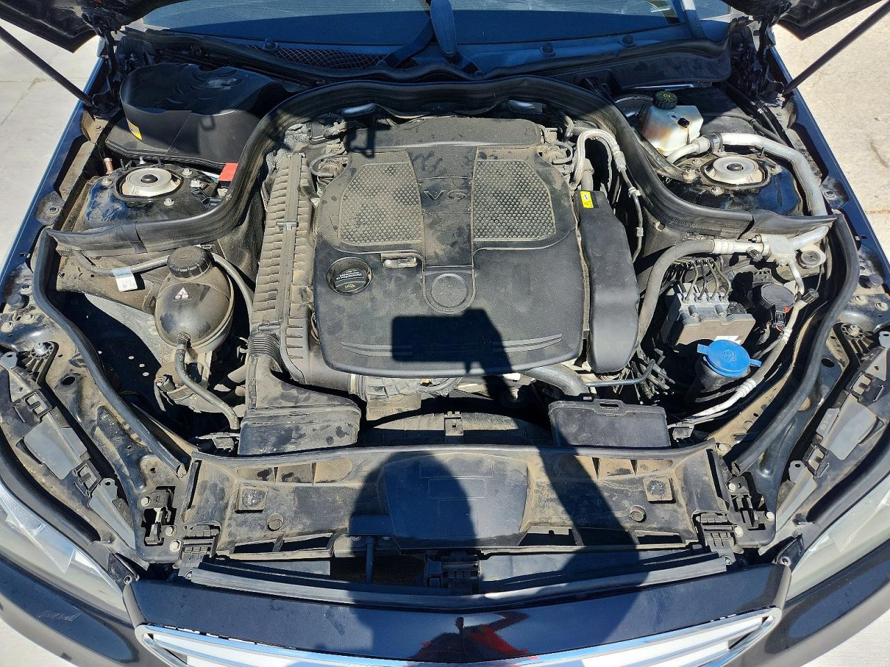 2015 Mercedes-benz E 350 Черный vin: WDDHF5KBXFB098809