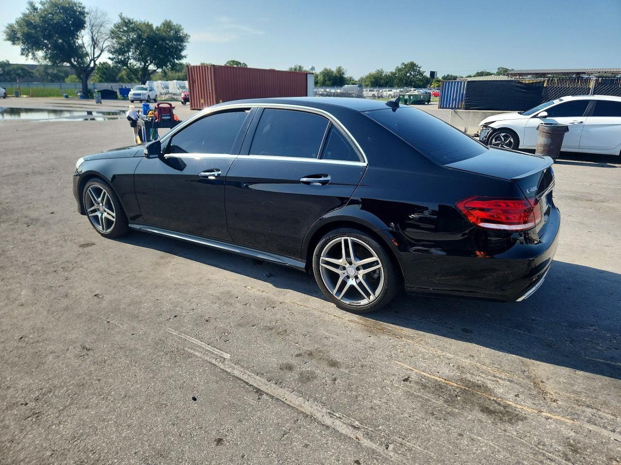 2015 Mercedes-benz E 400 Black vin: WDDHF6FB3FB117118