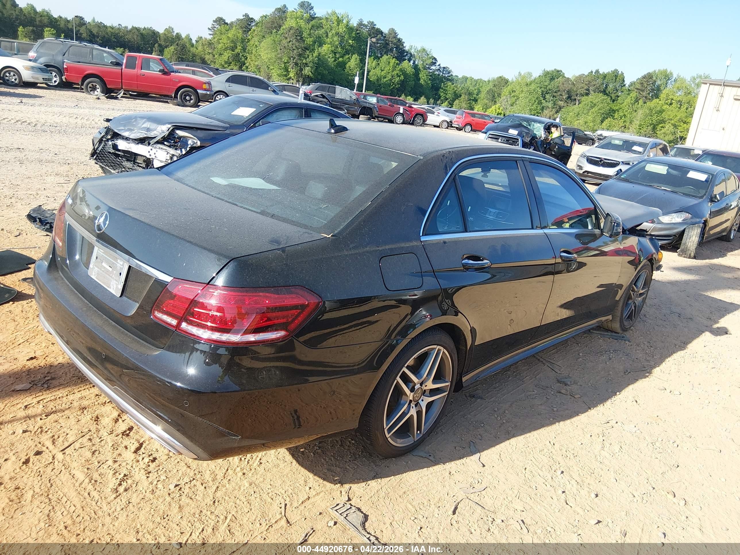 2015 Mercedes-benz E 400   Black vin: WDDHF6FB4FB145364