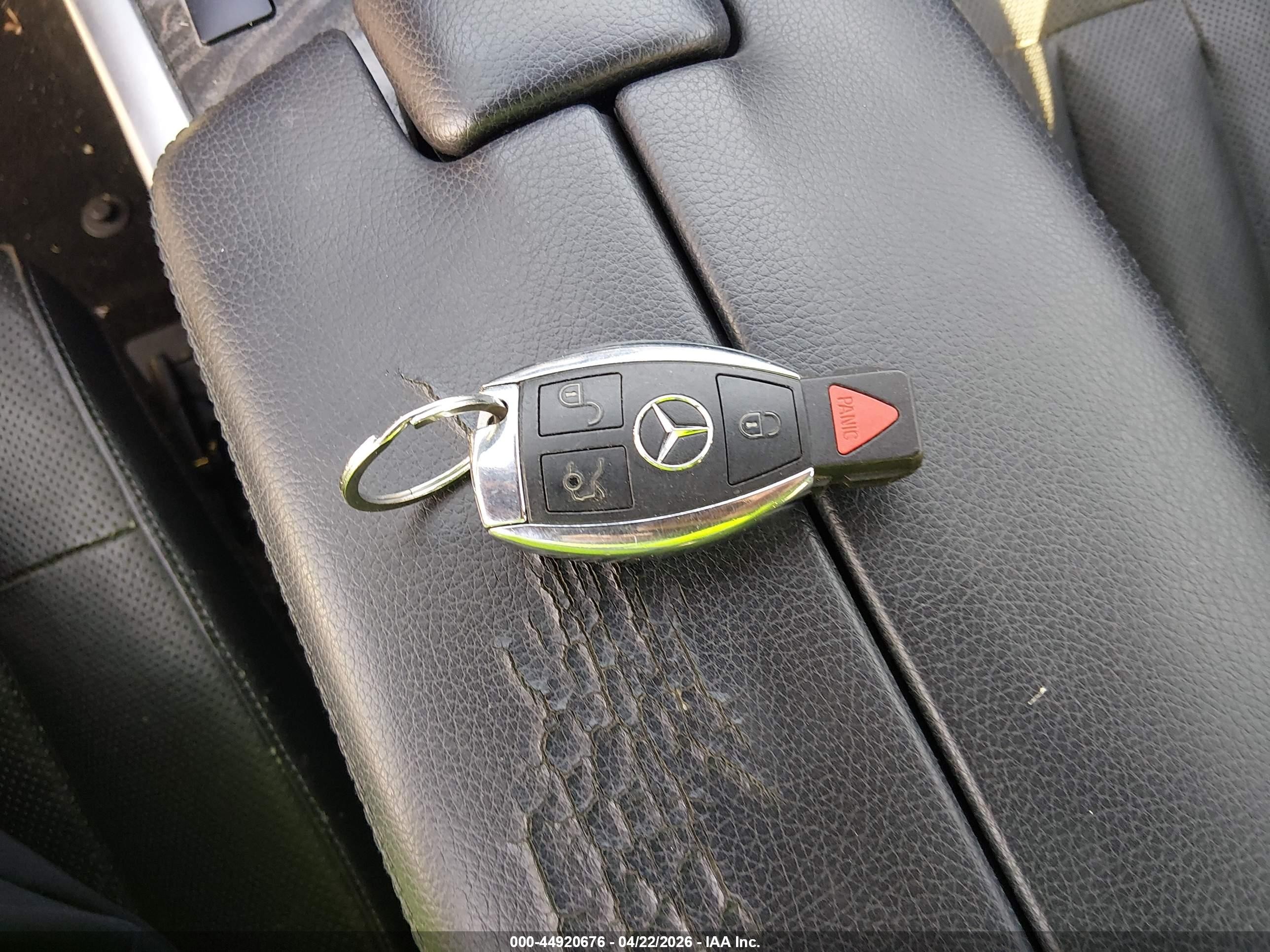 2015 Mercedes-benz E 400   Black vin: WDDHF6FB4FB145364
