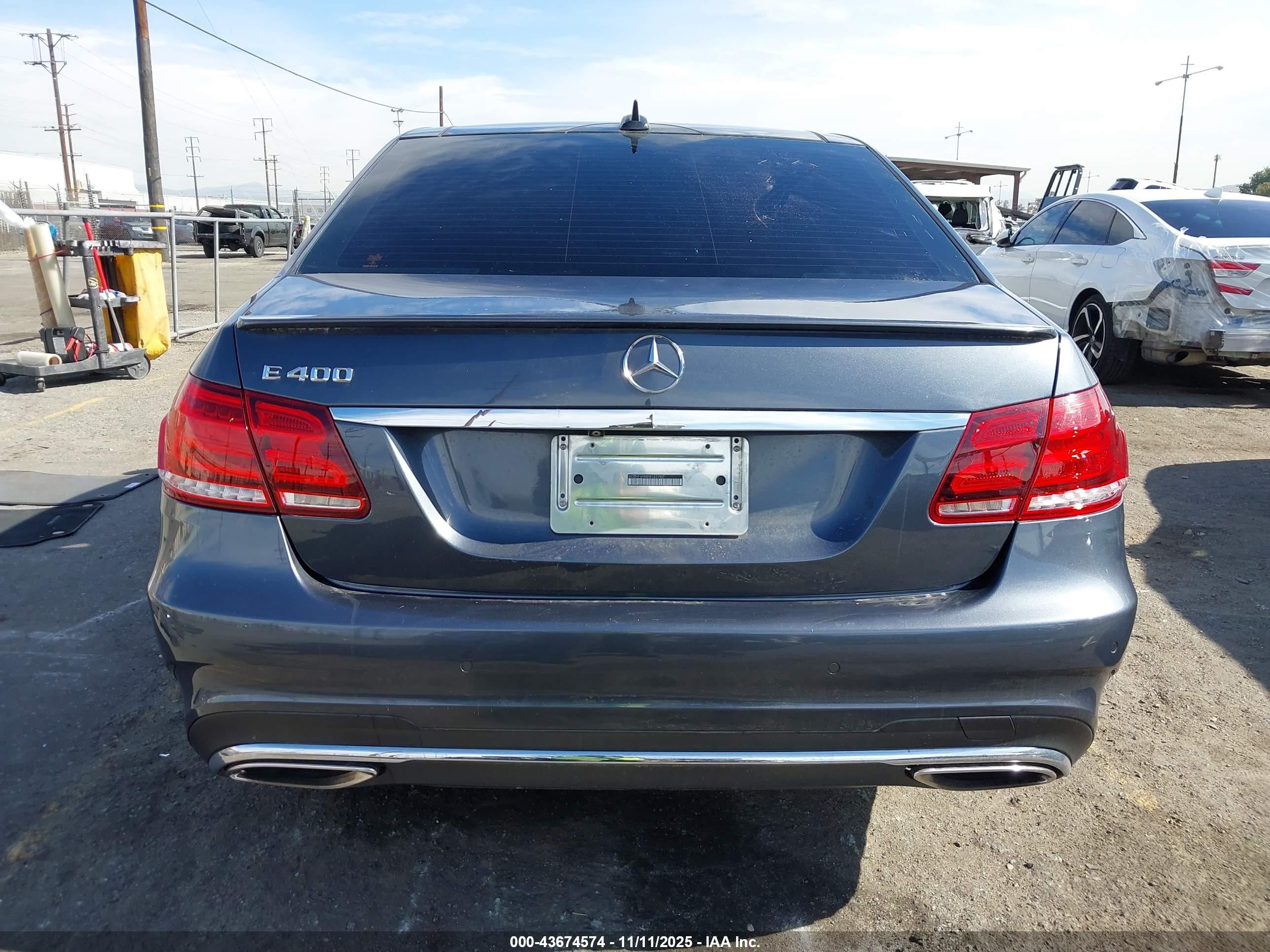 2015 Mercedes-benz E 400   Dark Blue vin: WDDHF6FB8FB162782