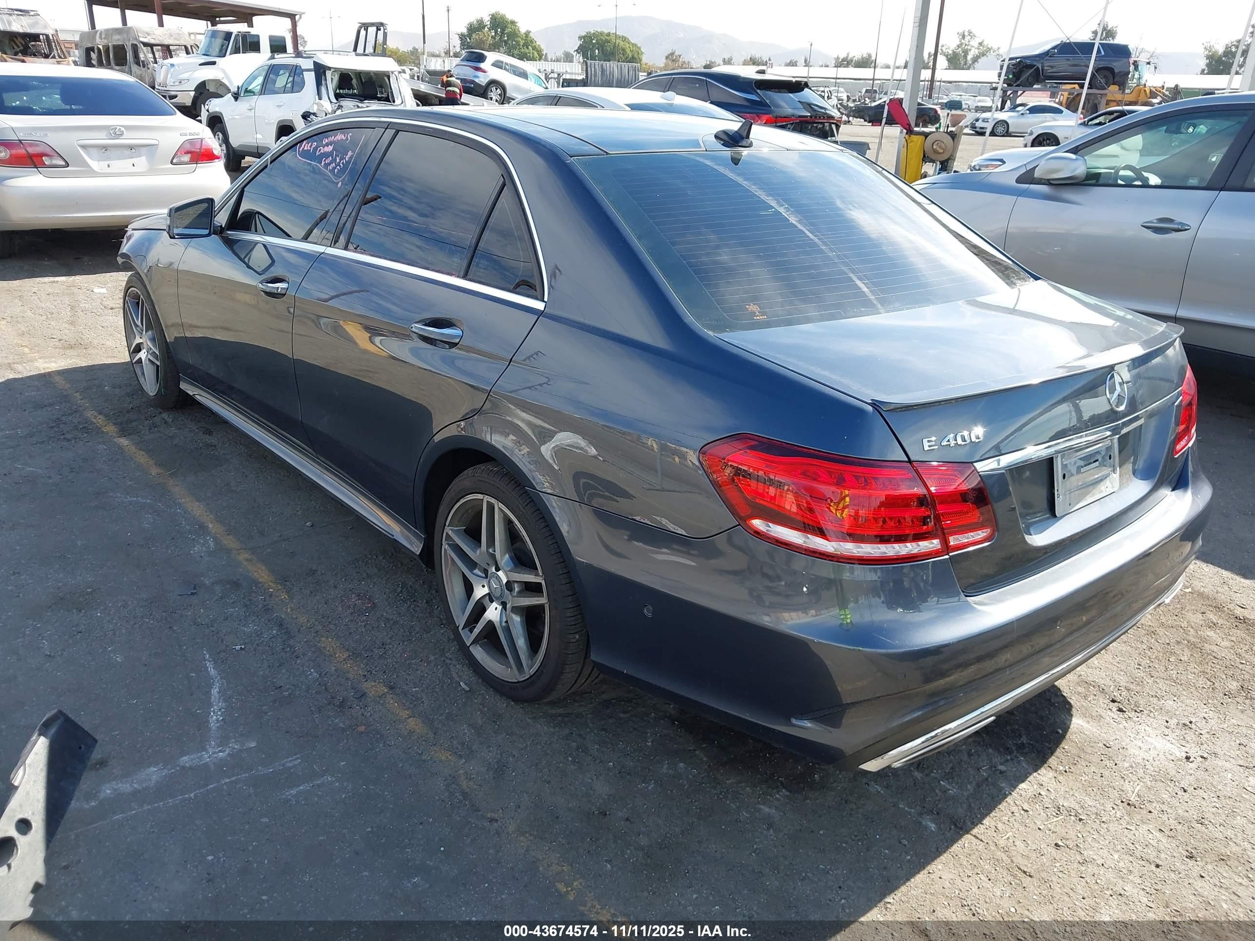 2015 Mercedes-benz E 400   Dark Blue vin: WDDHF6FB8FB162782