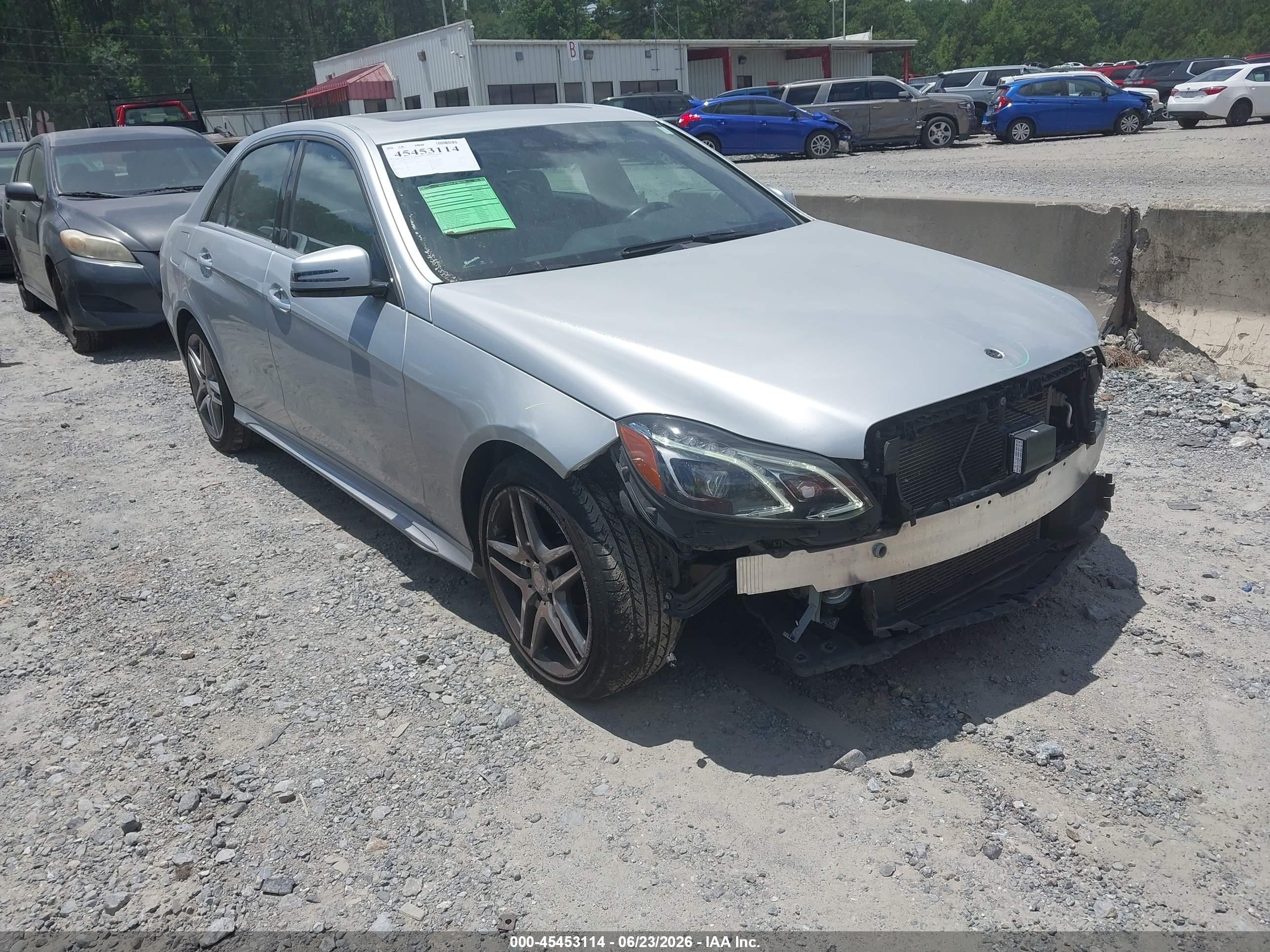 2015 Mercedes-benz E 400 4matic Silver vin: WDDHF6HB3FB037735