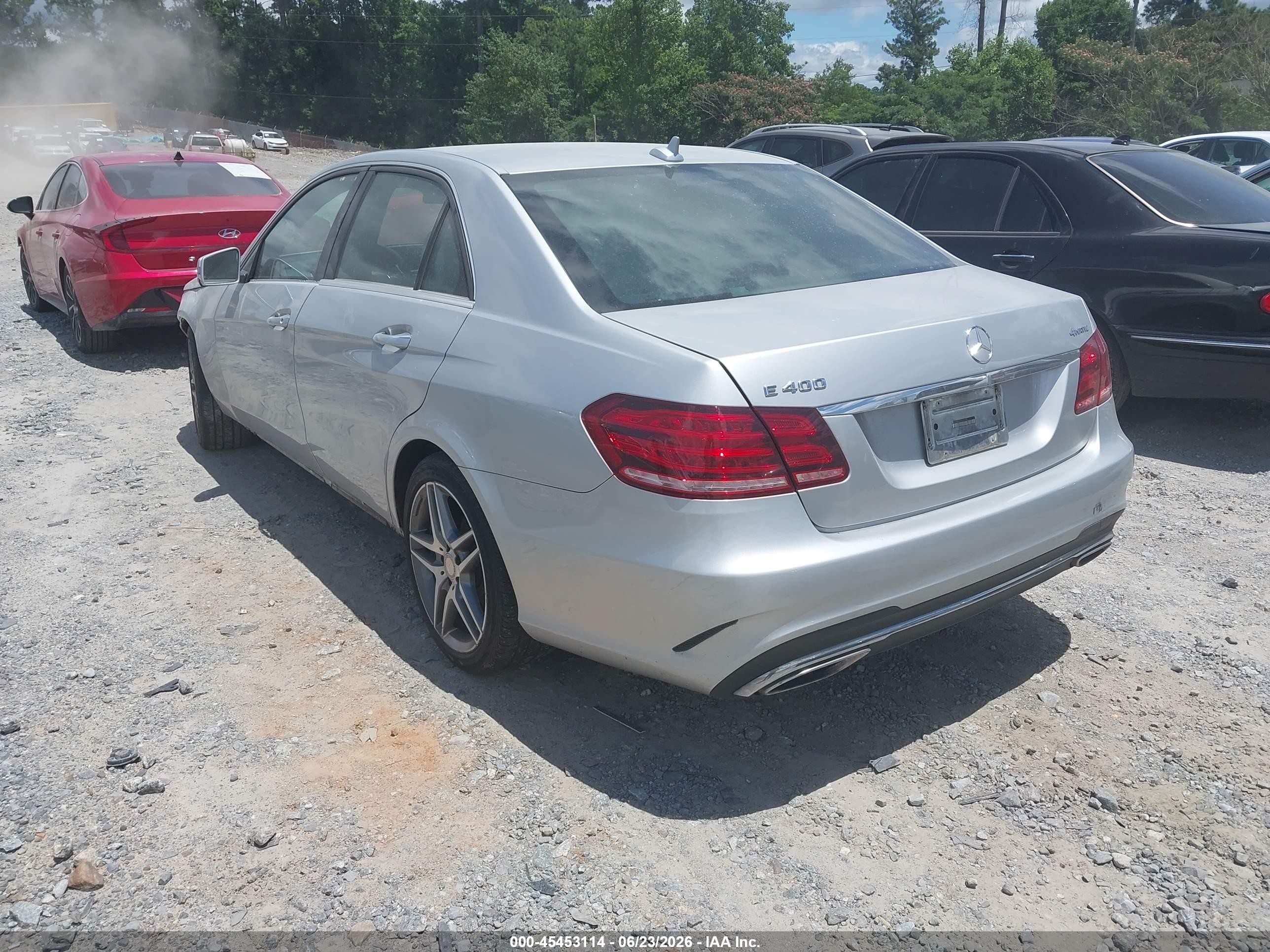 2015 Mercedes-benz E 400 4matic Silver vin: WDDHF6HB3FB037735
