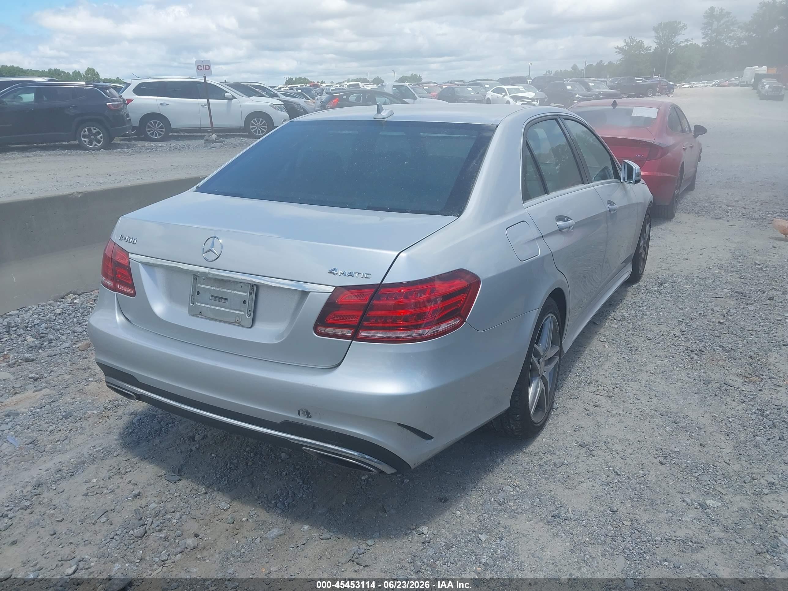2015 Mercedes-benz E 400 4matic Silver vin: WDDHF6HB3FB037735