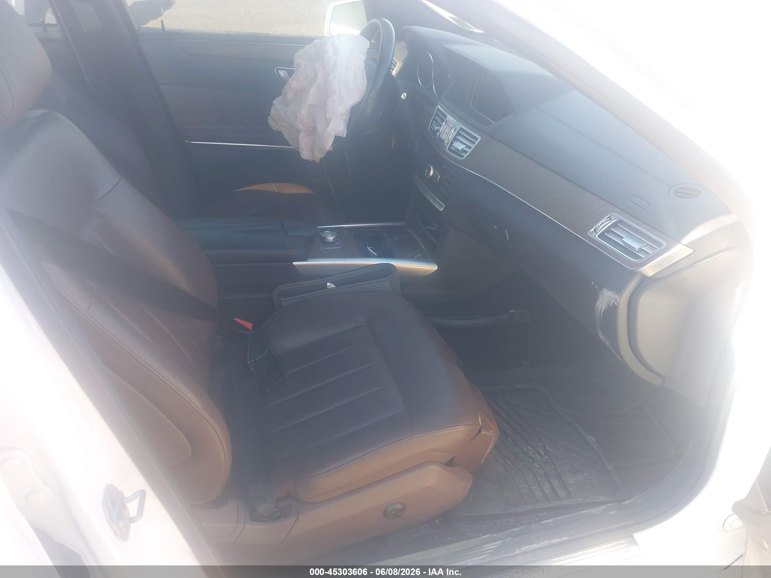 2015 Mercedes-benz E 400 4matic Белый vin: WDDHF6HB6FB158341