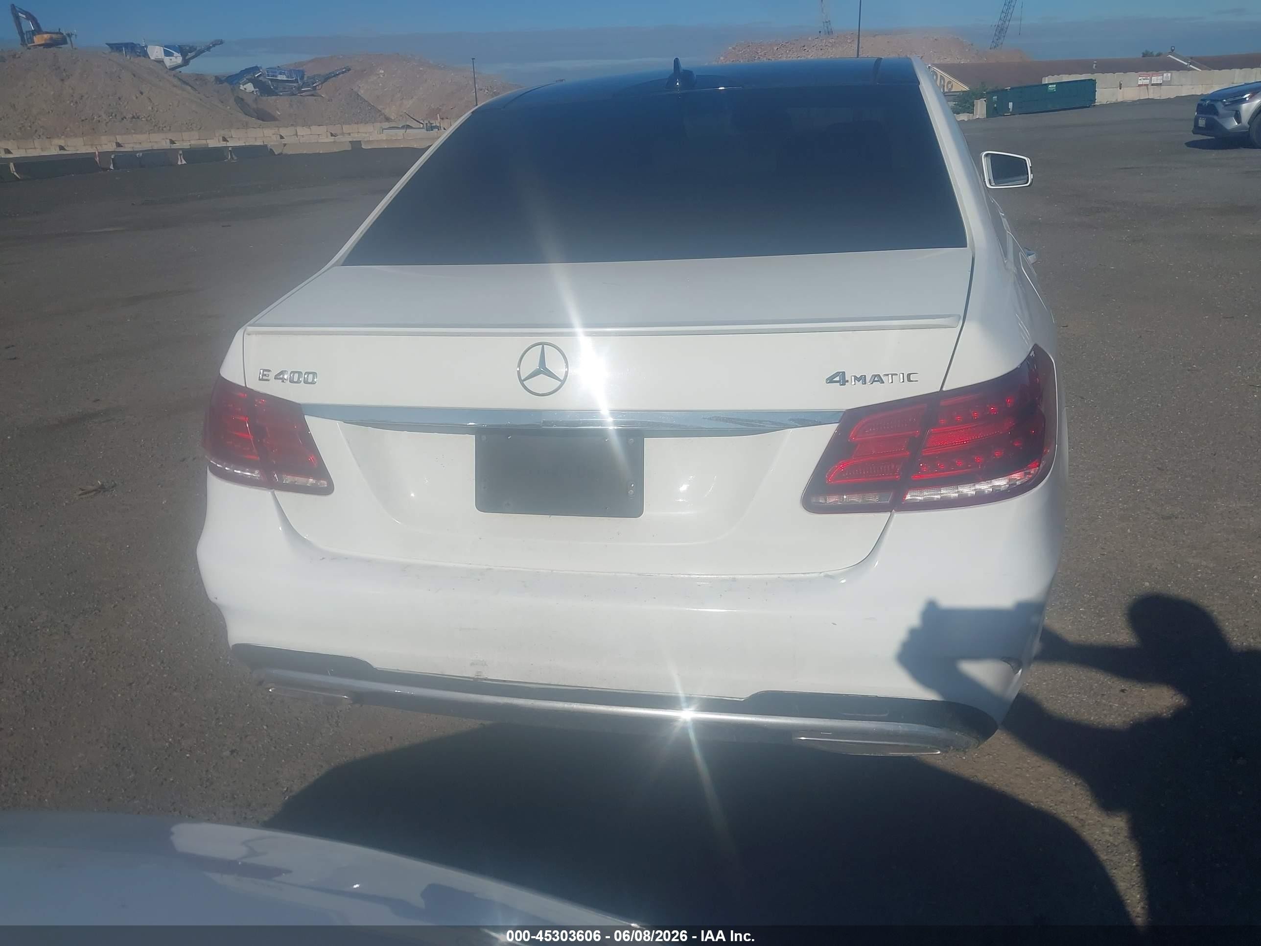 2015 Mercedes-benz E 400 4matic Белый vin: WDDHF6HB6FB158341