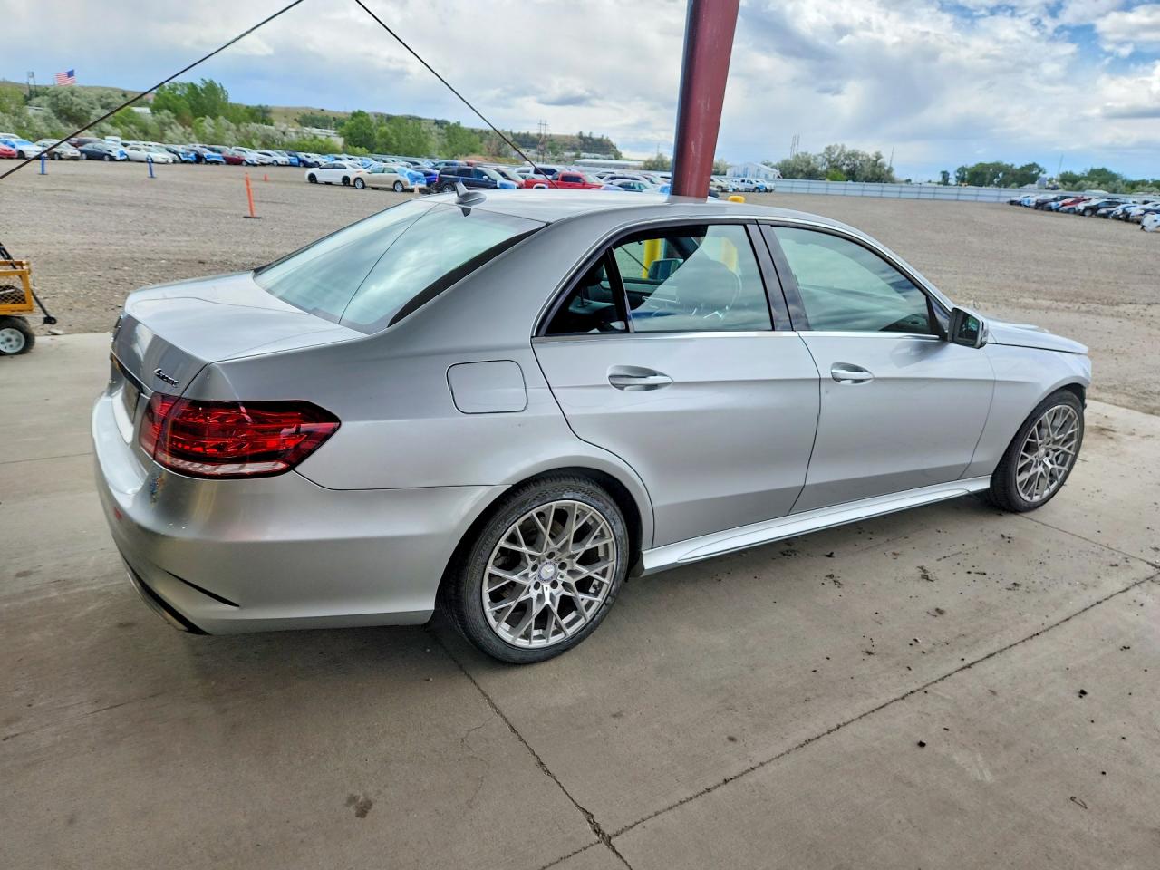 2015 Mercedes-benz E 400 4matic Silver vin: WDDHF6HB7FB137675