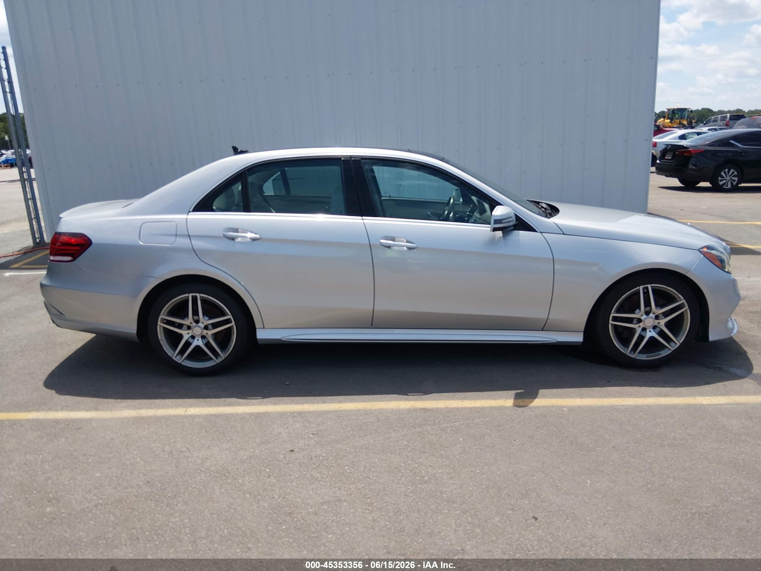 2015 Mercedes-benz E 400 4matic Silver vin: WDDHF6HBXFB156558