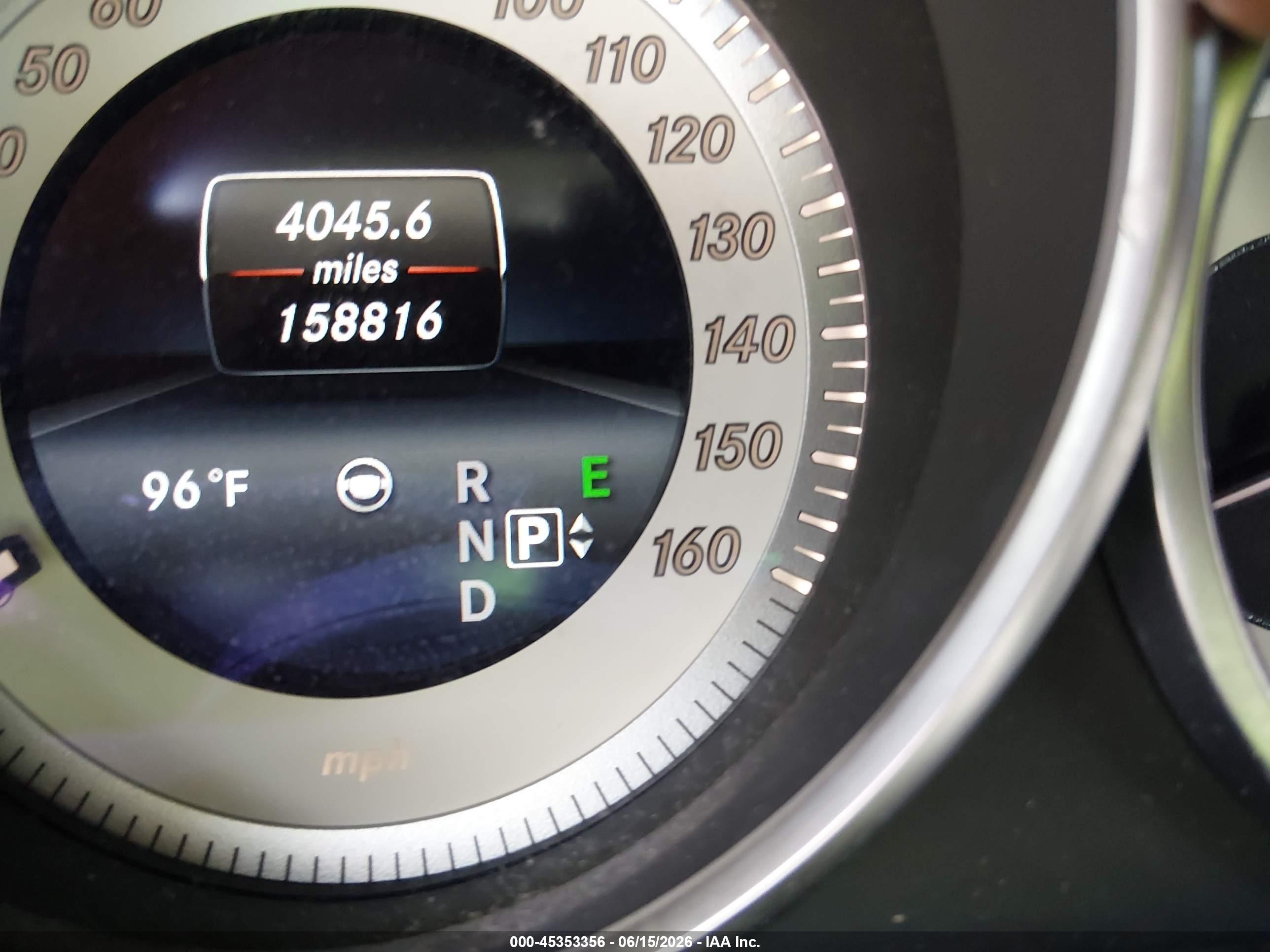 2015 Mercedes-benz E 400 4matic Silver vin: WDDHF6HBXFB156558
