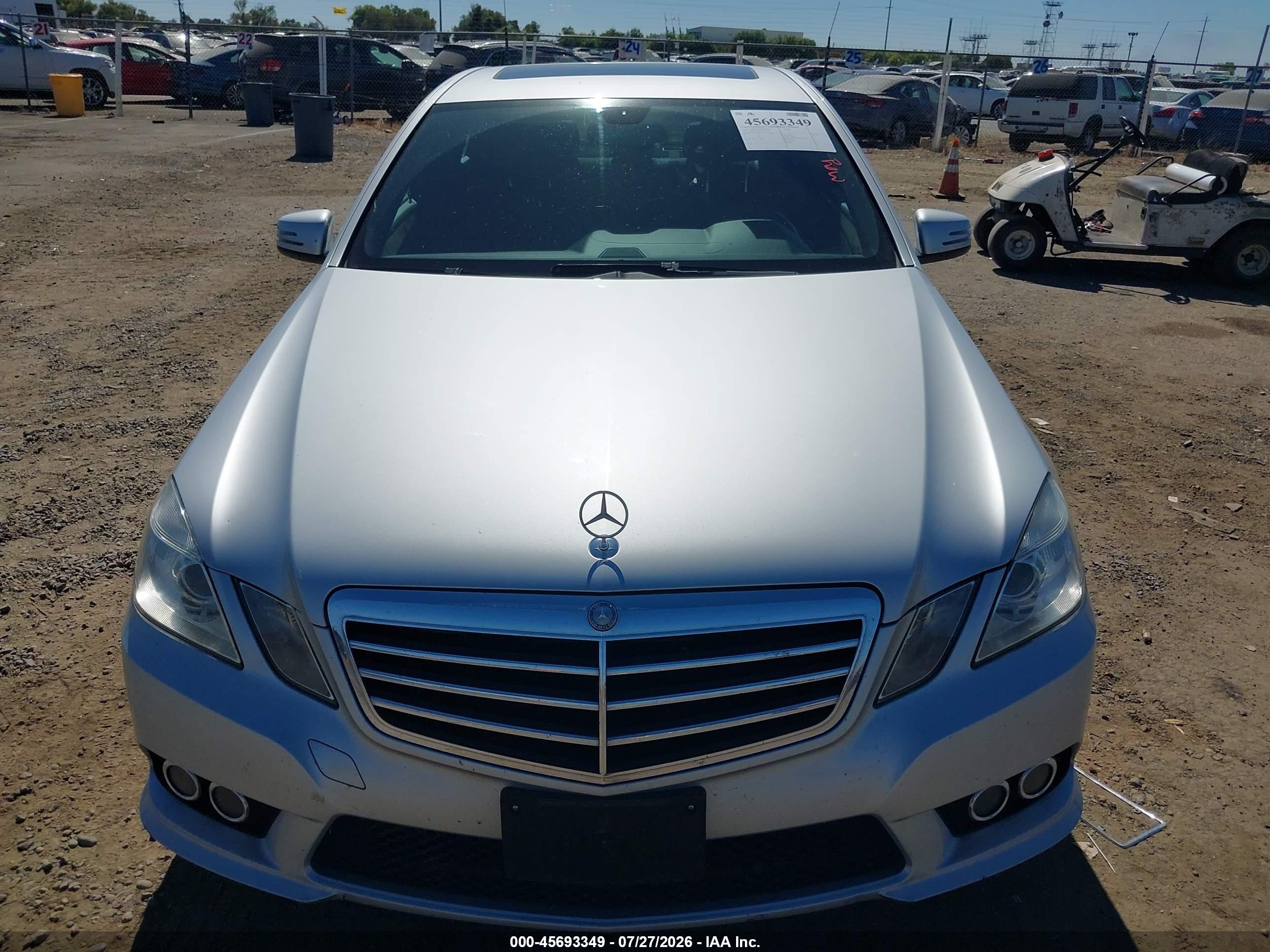 2010 Mercedes-benz E 550   Silver vin: WDDHF7CB0AA215838