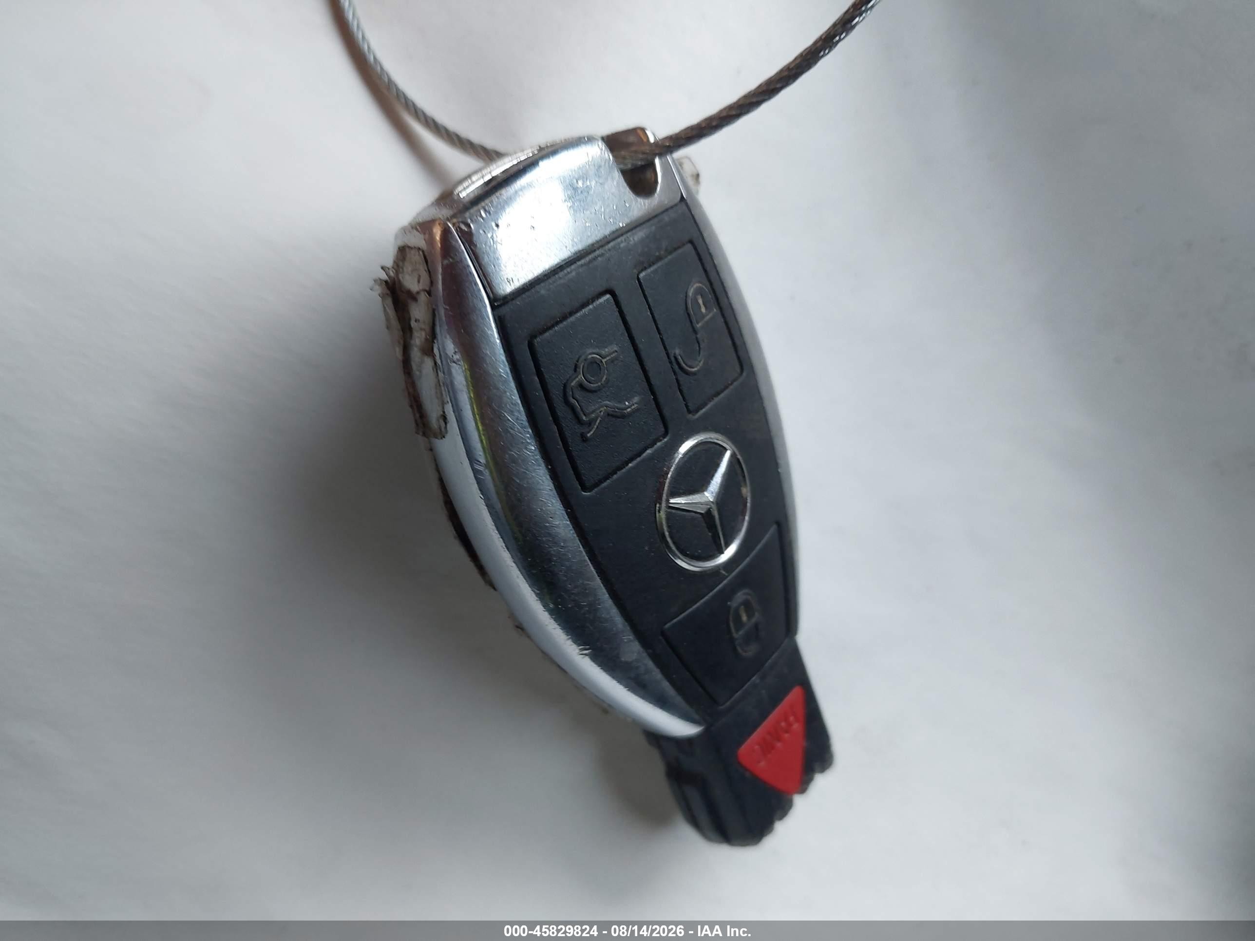 2011 Mercedes-benz E 550   Black vin: WDDHF7CB0BA421209