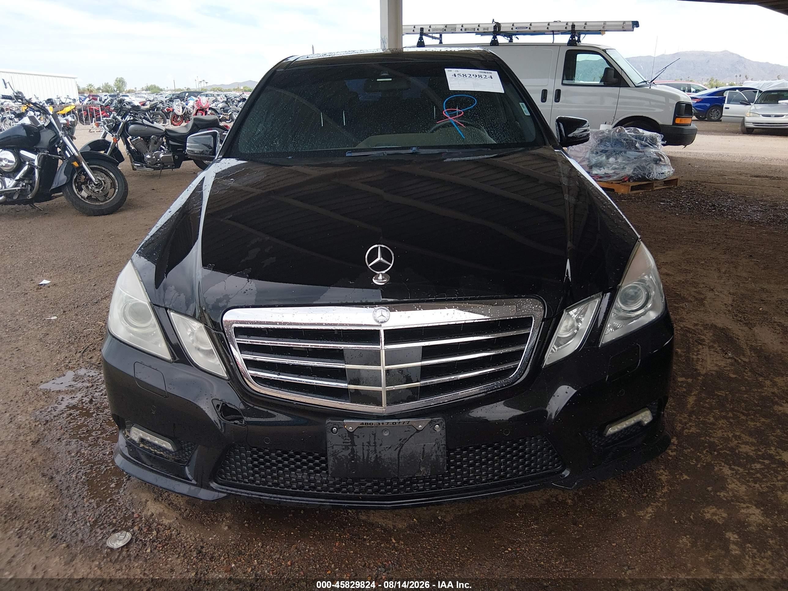 2011 Mercedes-benz E 550   Black vin: WDDHF7CB0BA421209