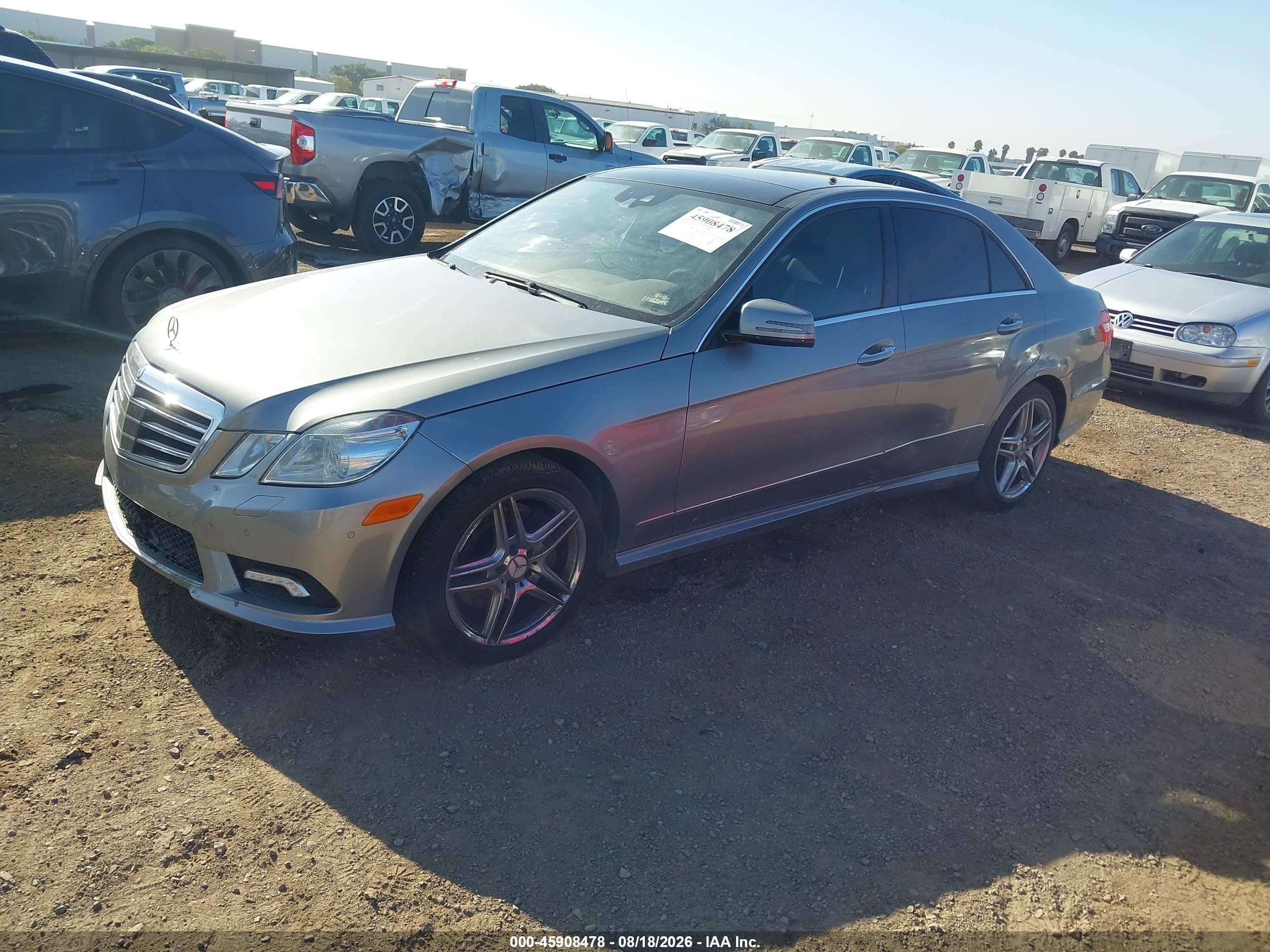 2011 Mercedes-benz E 550   Silver vin: WDDHF7CB3BA314767