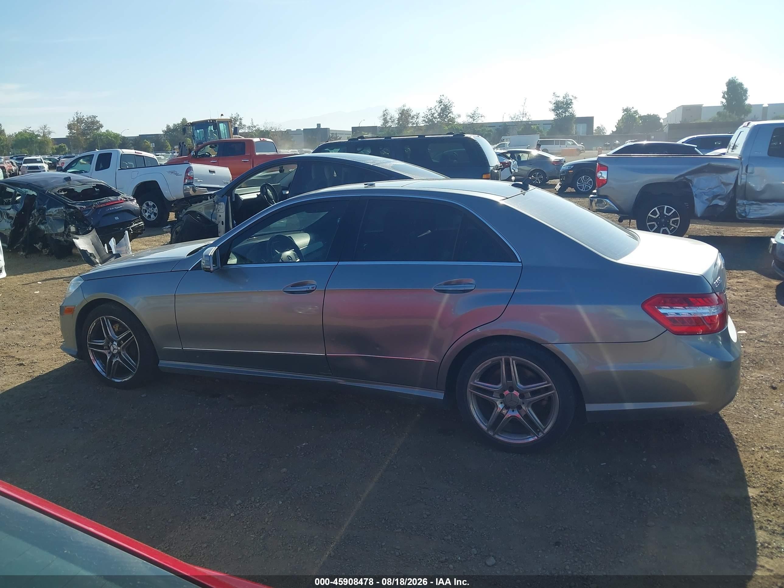 2011 Mercedes-benz E 550   Silver vin: WDDHF7CB3BA314767