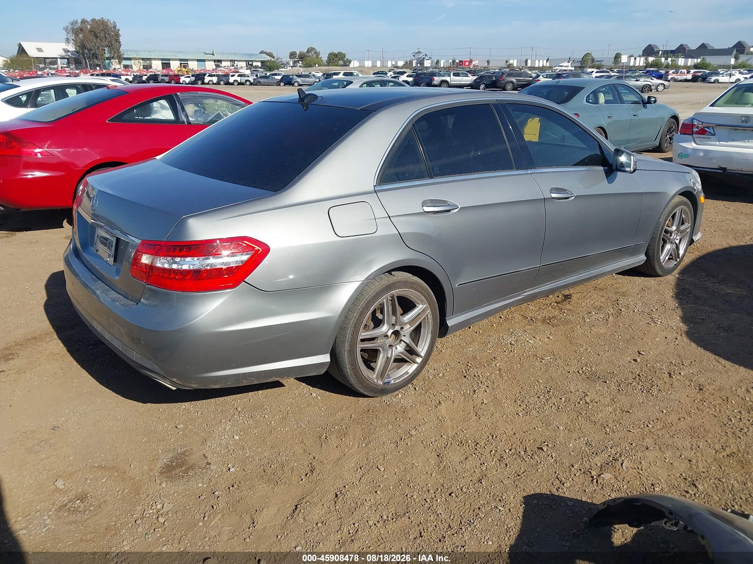 2011 Mercedes-benz E 550   Silver vin: WDDHF7CB3BA314767