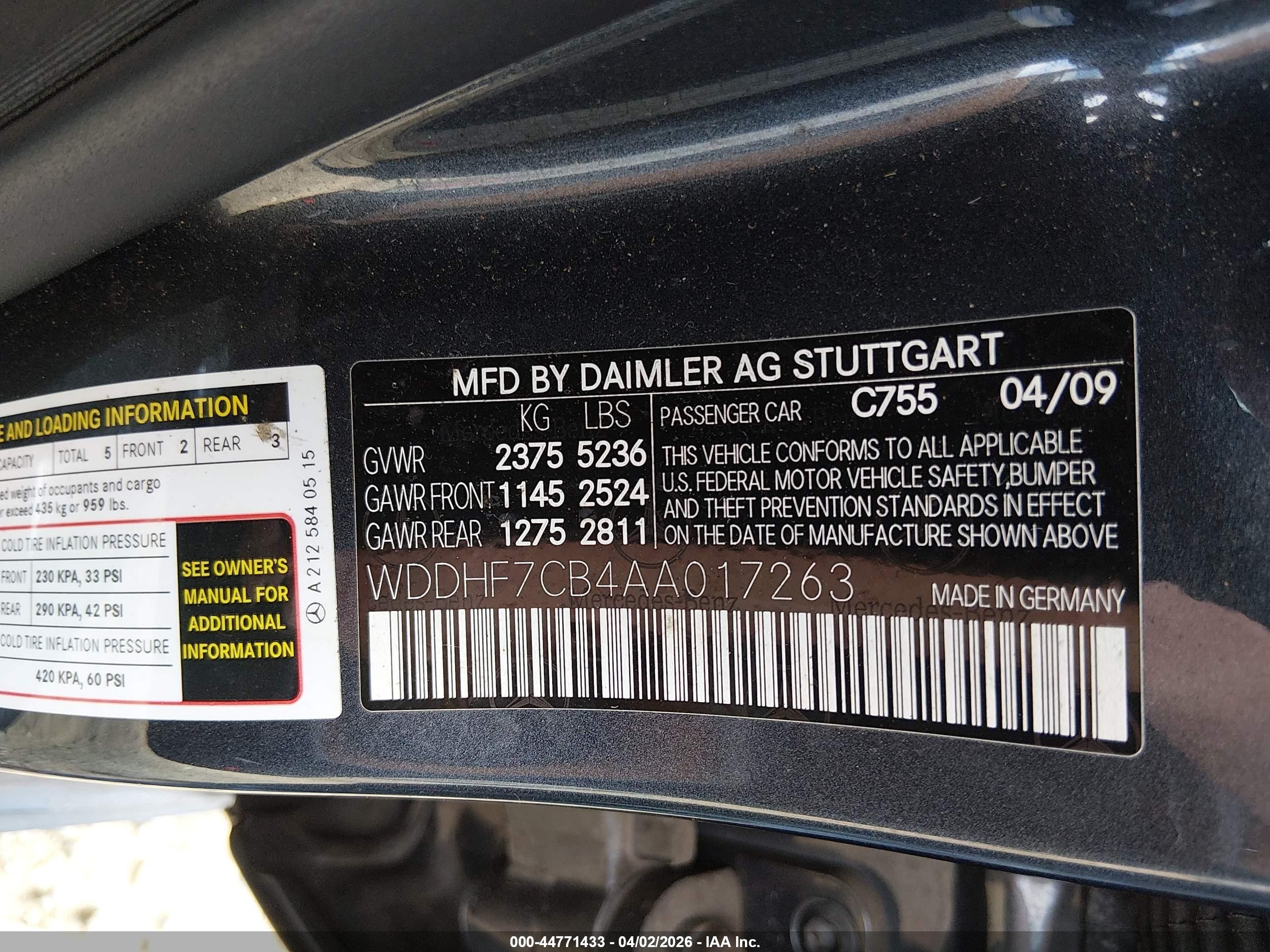 2010 Mercedes-benz E 550   Gray vin: WDDHF7CB4AA017263