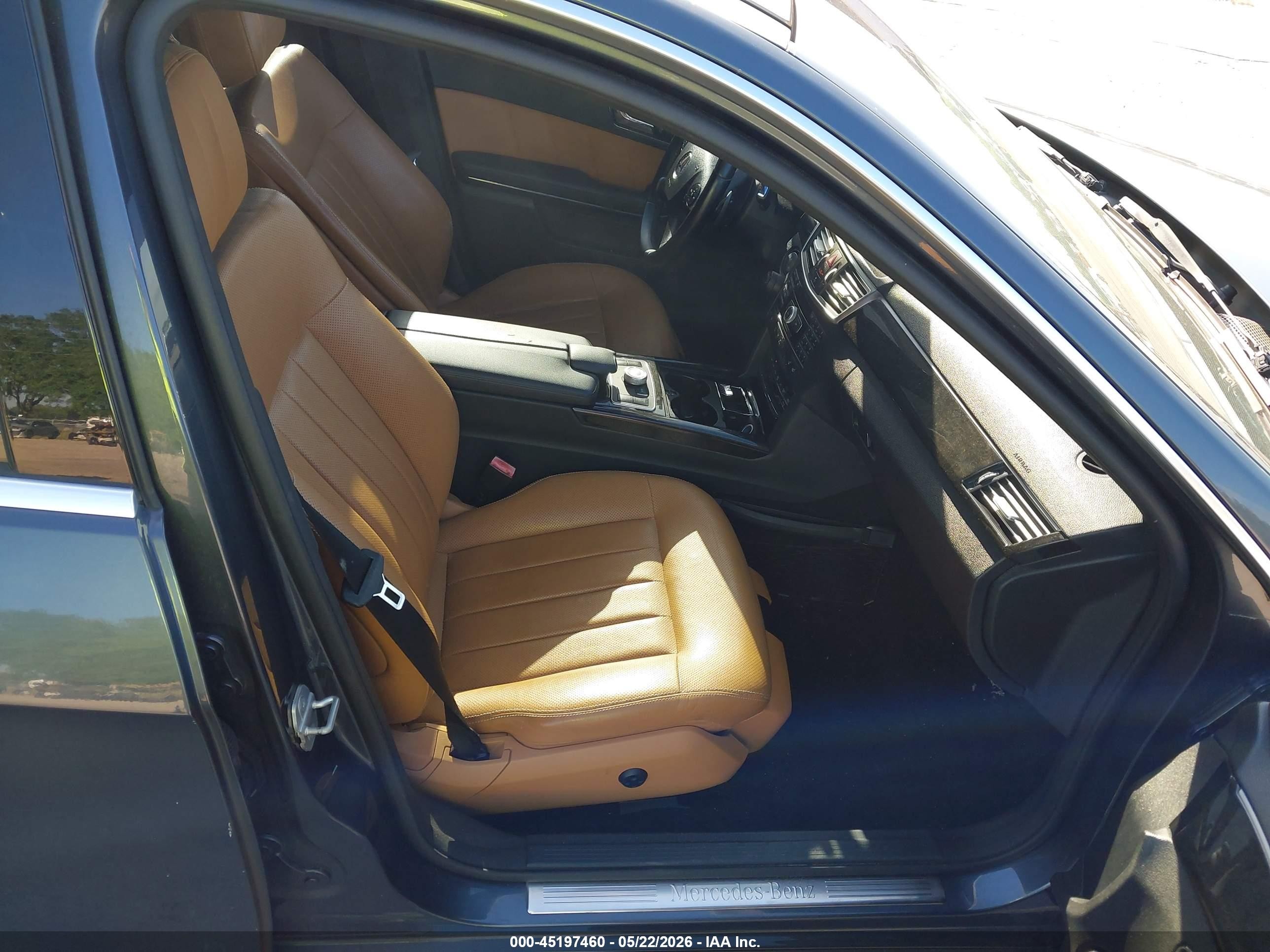 2010 Mercedes-benz E 550   Gray vin: WDDHF7CB4AA033642