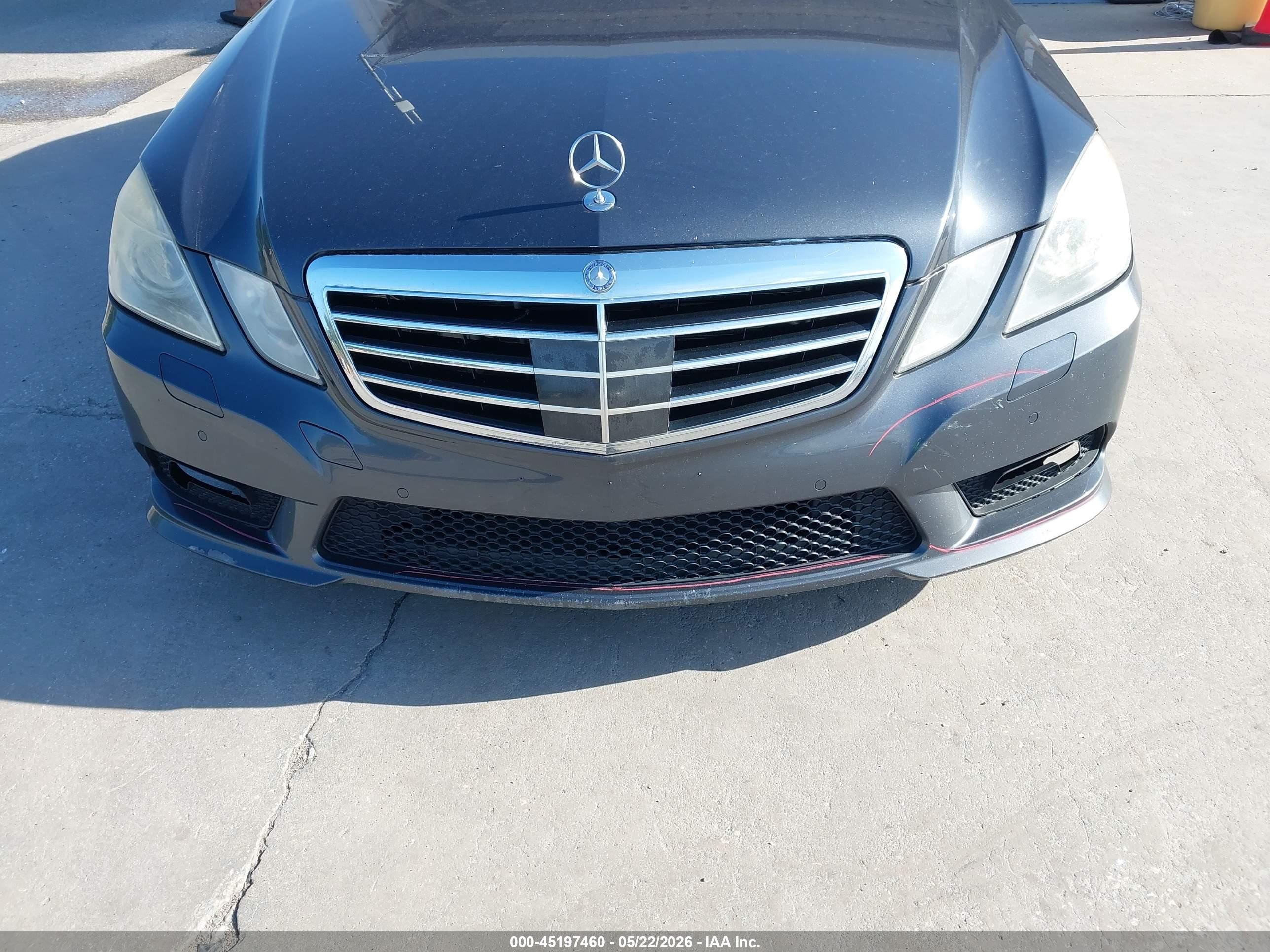 2010 Mercedes-benz E 550   Gray vin: WDDHF7CB4AA033642