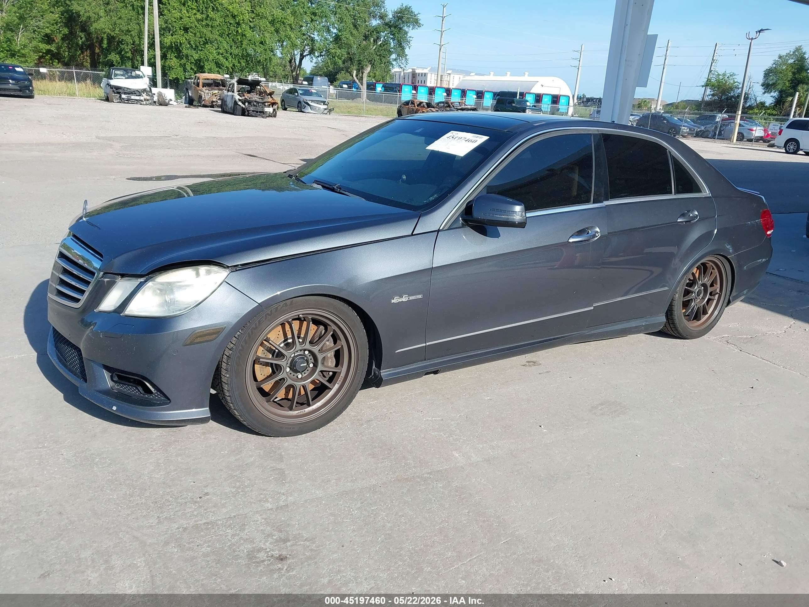 2010 Mercedes-benz E 550   Gray vin: WDDHF7CB4AA033642
