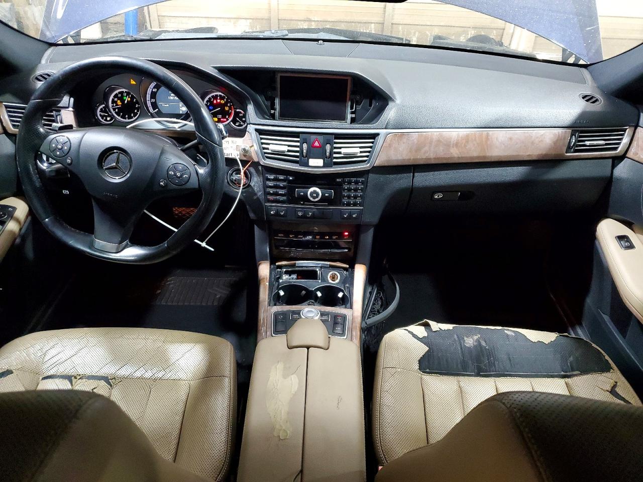 2011 Mercedes-benz E 550 Blue vin: WDDHF7CB4BA291659