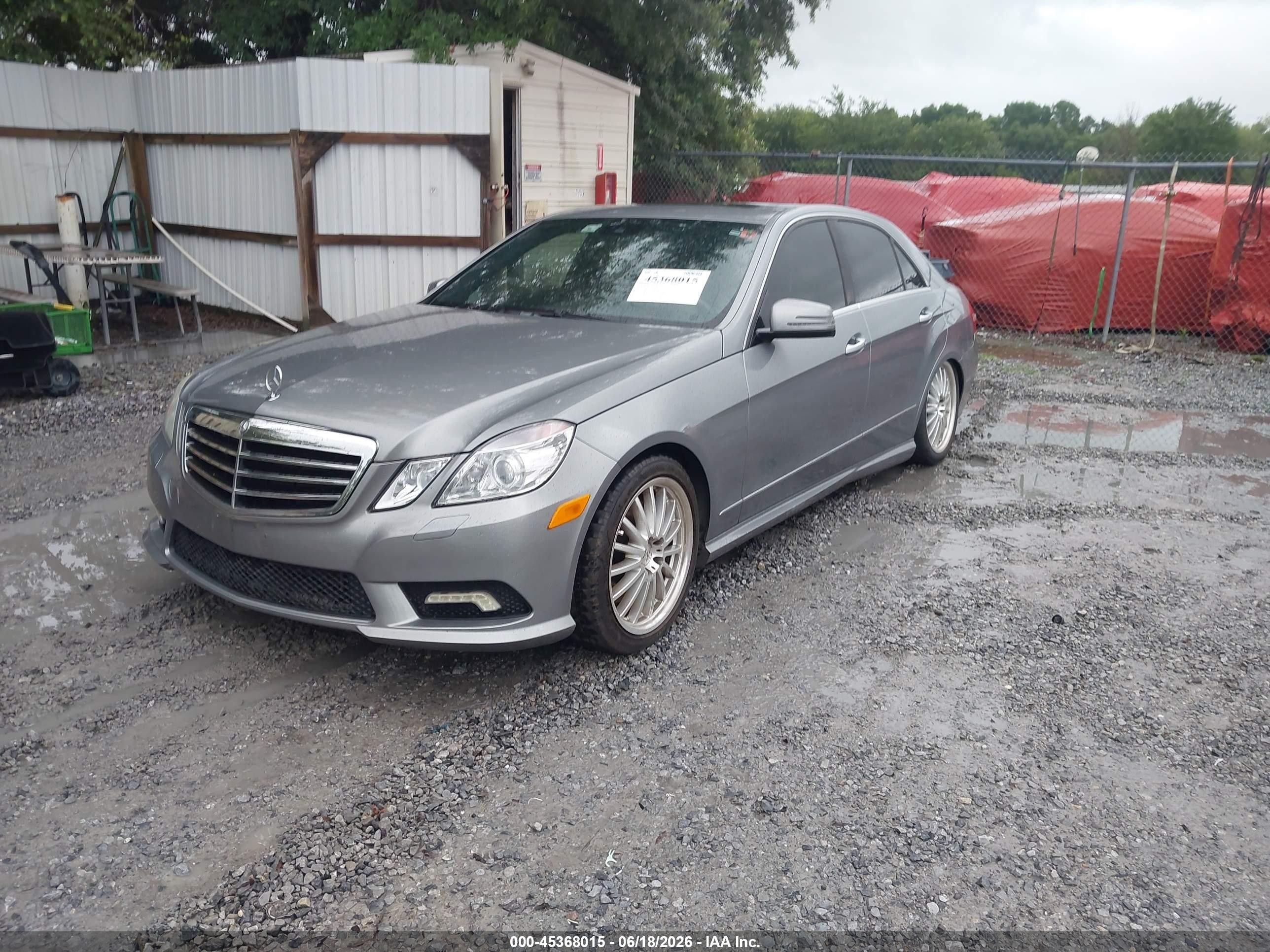 2010 Mercedes-benz E 550   Gray vin: WDDHF7CB6AA197331